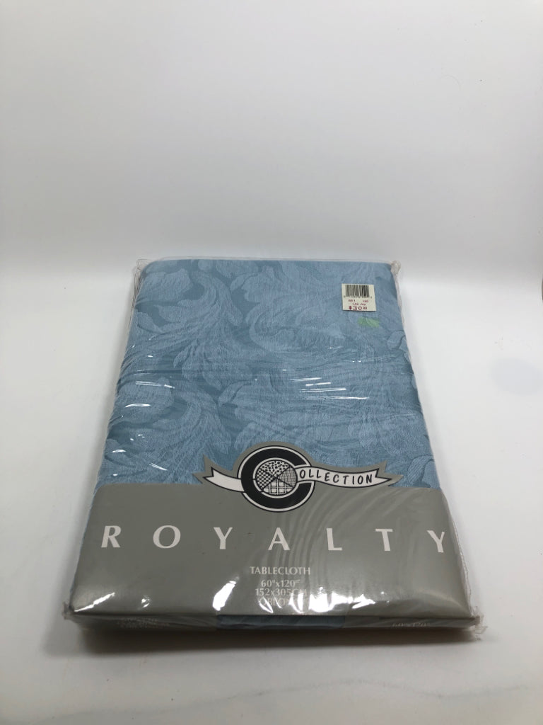 NIP BLUE ROYALTY OBLONG TABLE CLOTH.