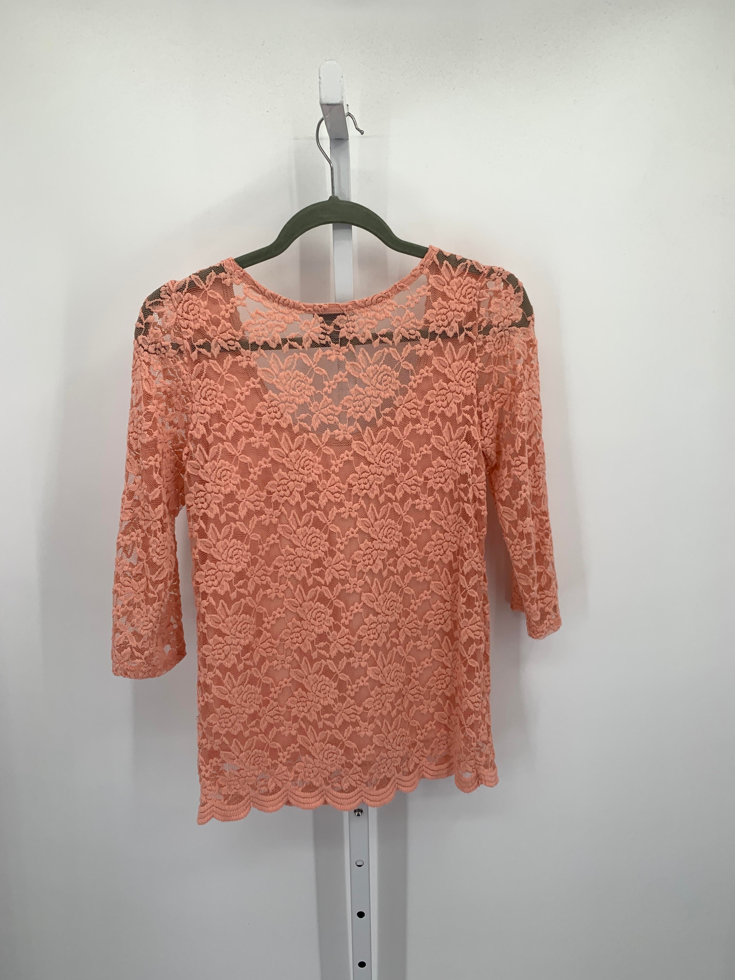 rue21 Size Large Juniors 3/4 Sleeve Shirt