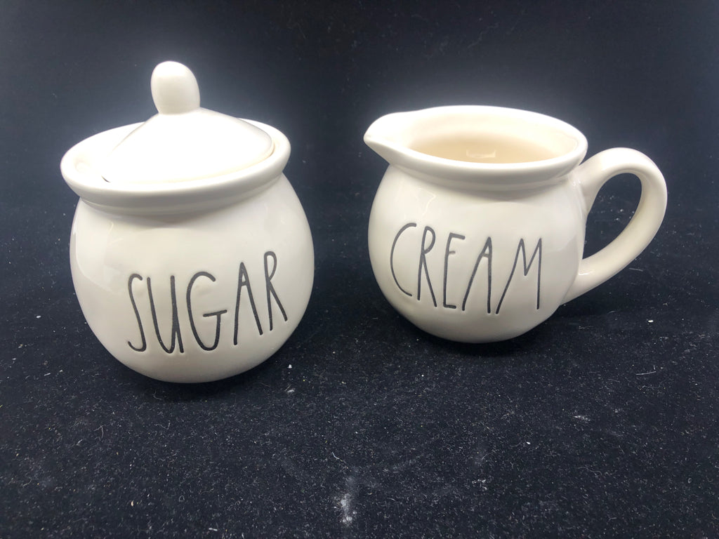 RAE DUNN CREAM/ SUGAR CREAMER AND SUGAR.