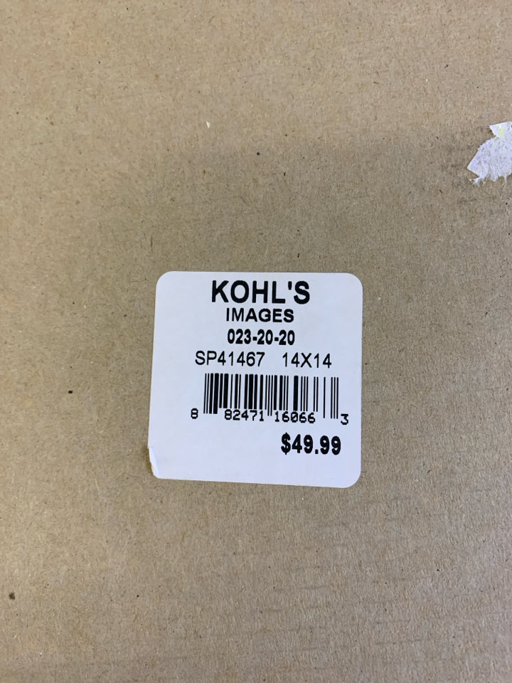 BLACK AND WHITE FLORAL IN BLACK FRAME WALL ART.