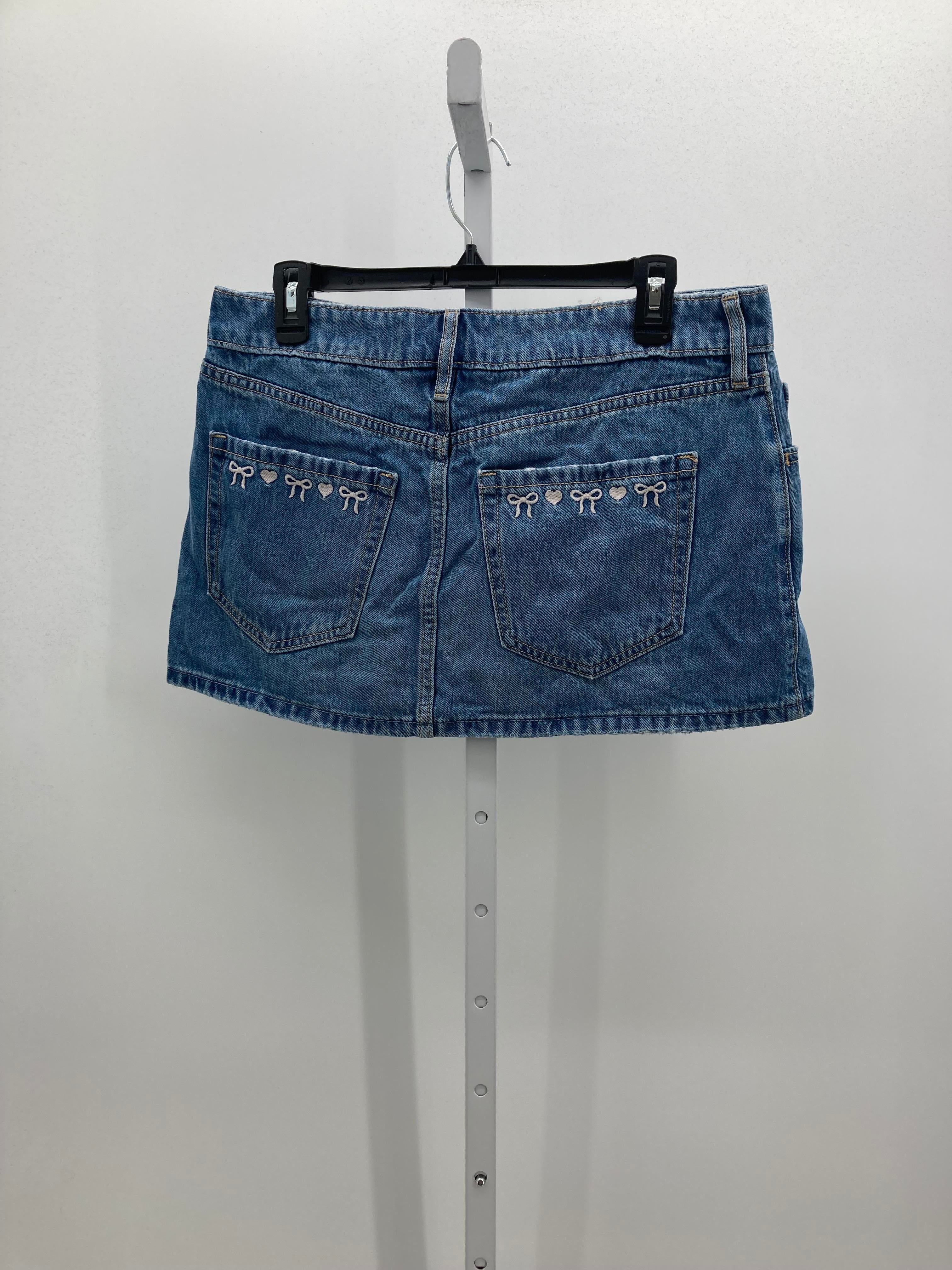 Hollister Size 8 Juniors Skirt