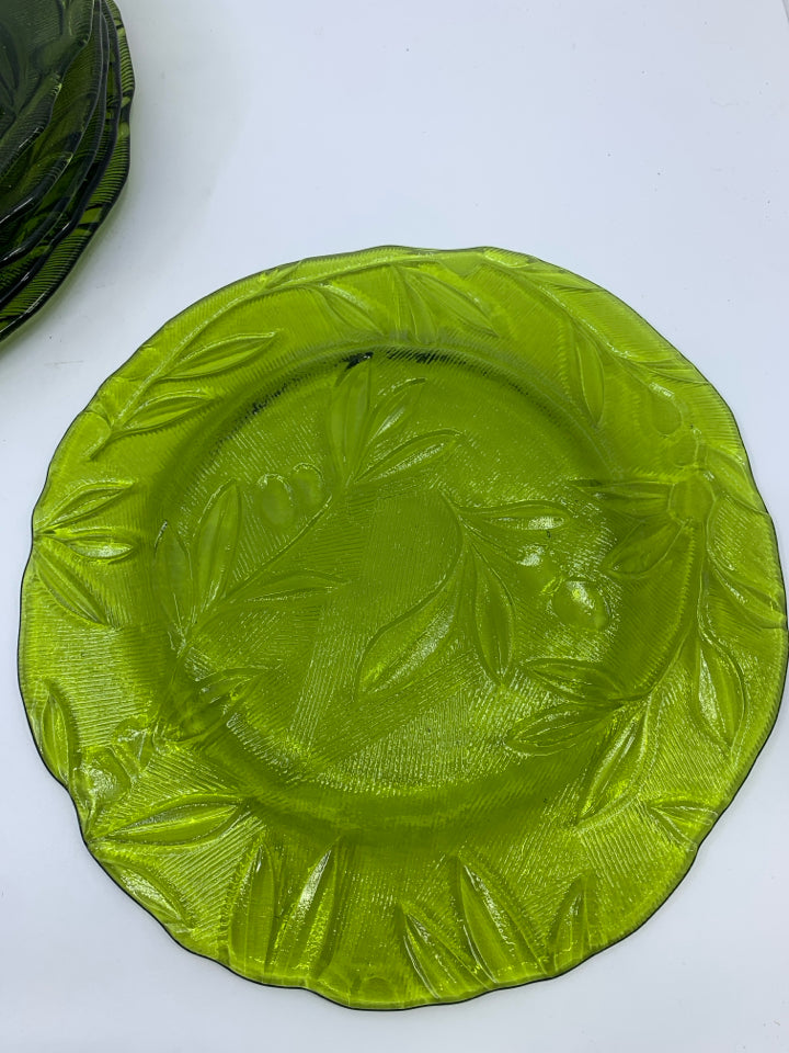 6 GREEN GLASS PLATES W SLIGHT TEXTURE.