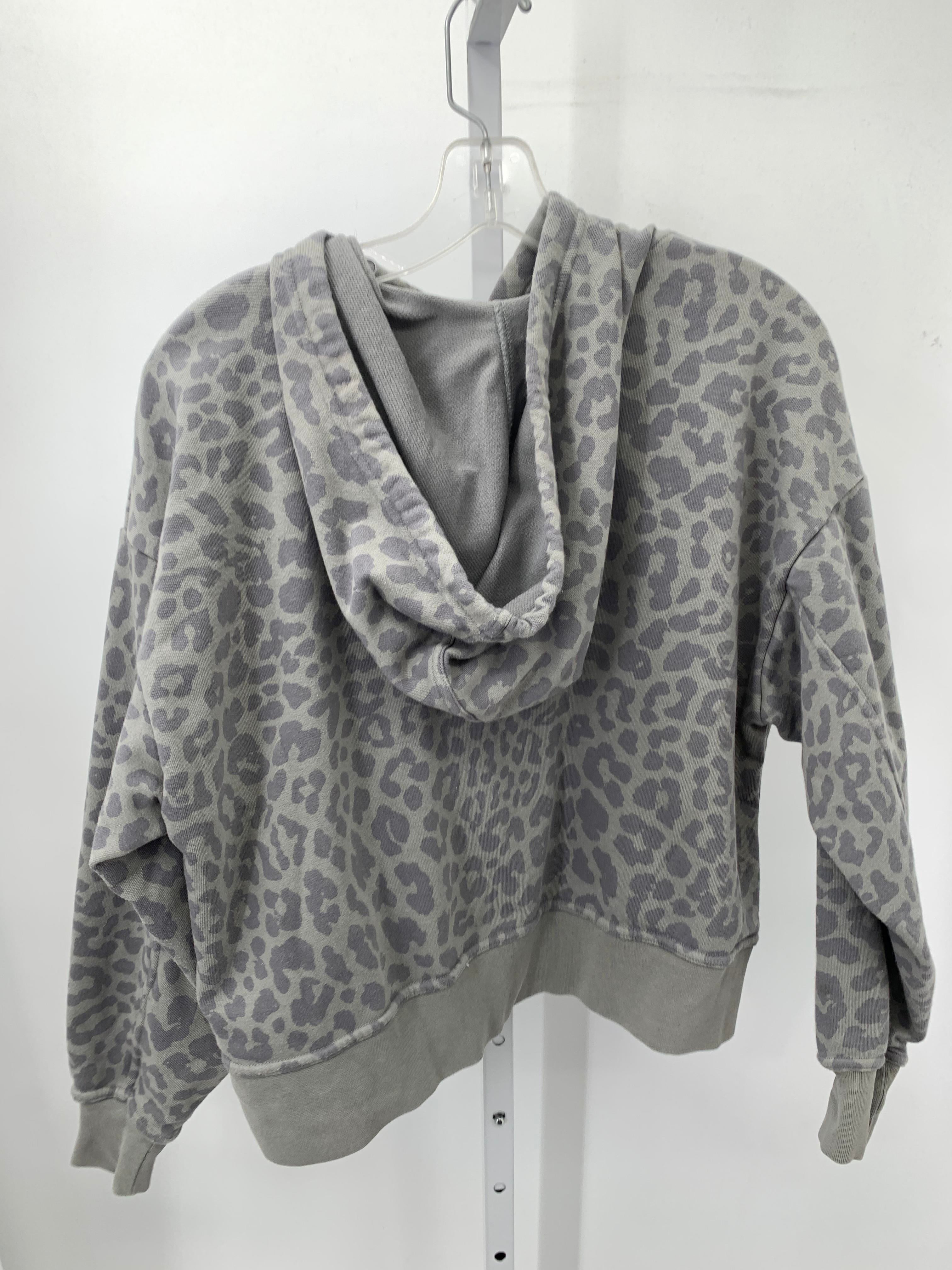 Nike Size Small Misses Long Sleeve Shirt