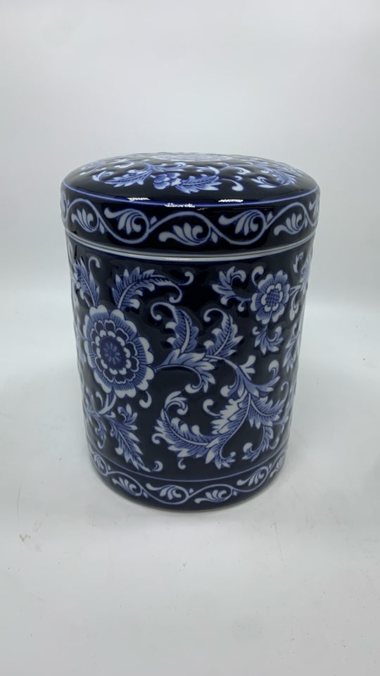CERAMIC CANISTER W/BLUE FLORALS.
