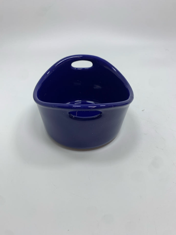 NIB 4PC RACHAEL RAY STONEWARE SINGLES.