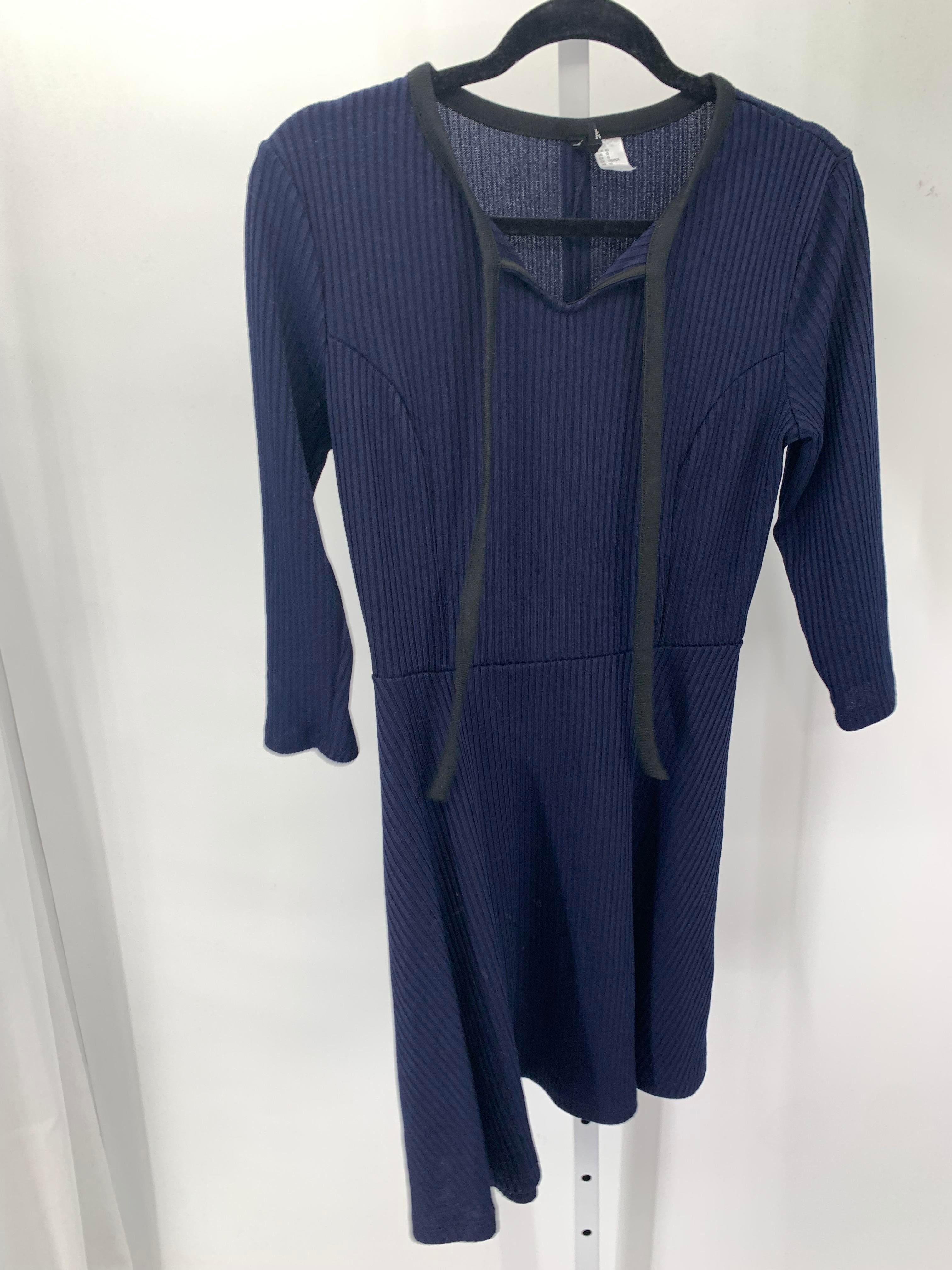 Divided Size 10 Juniors Long Sleeve Dress