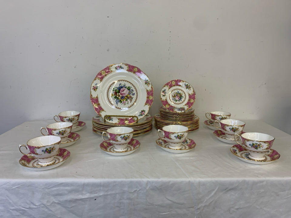 LADY CARLYLE 40 PC DISH SET SVC 8.