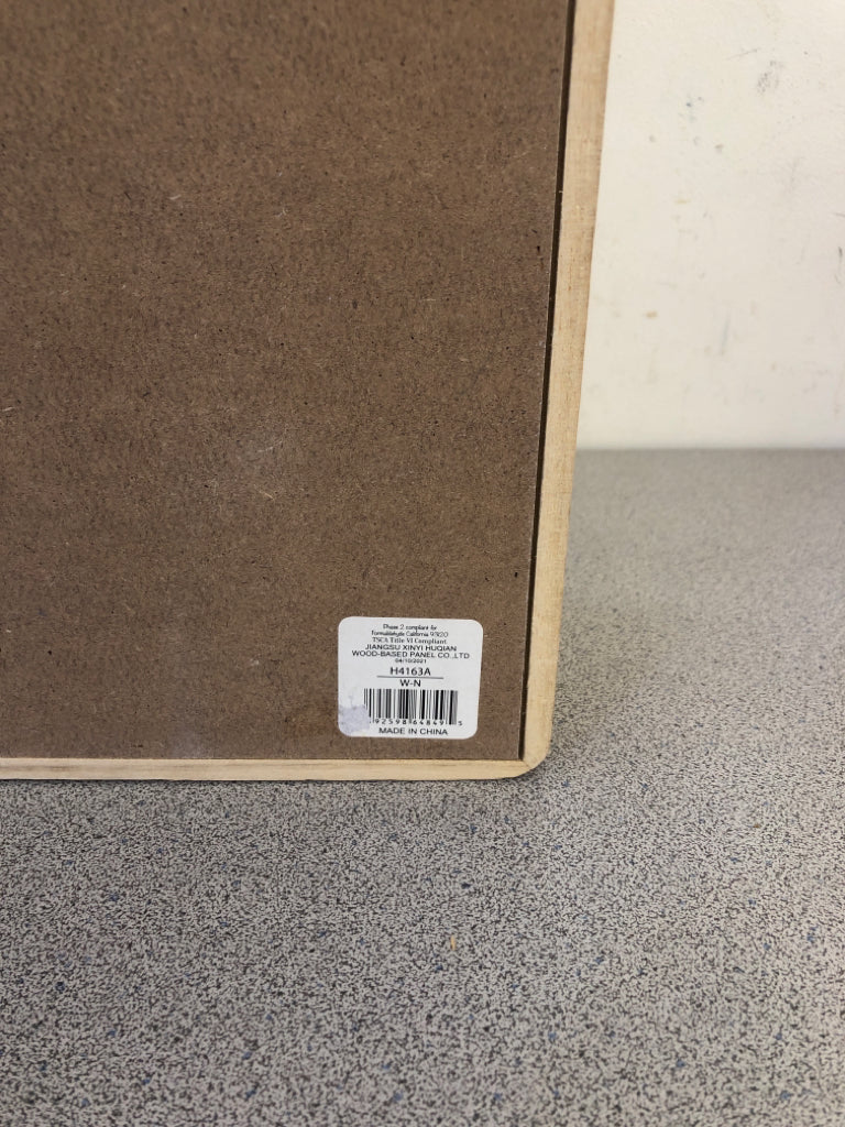 SMALL BLONDE WOOD SHELF.