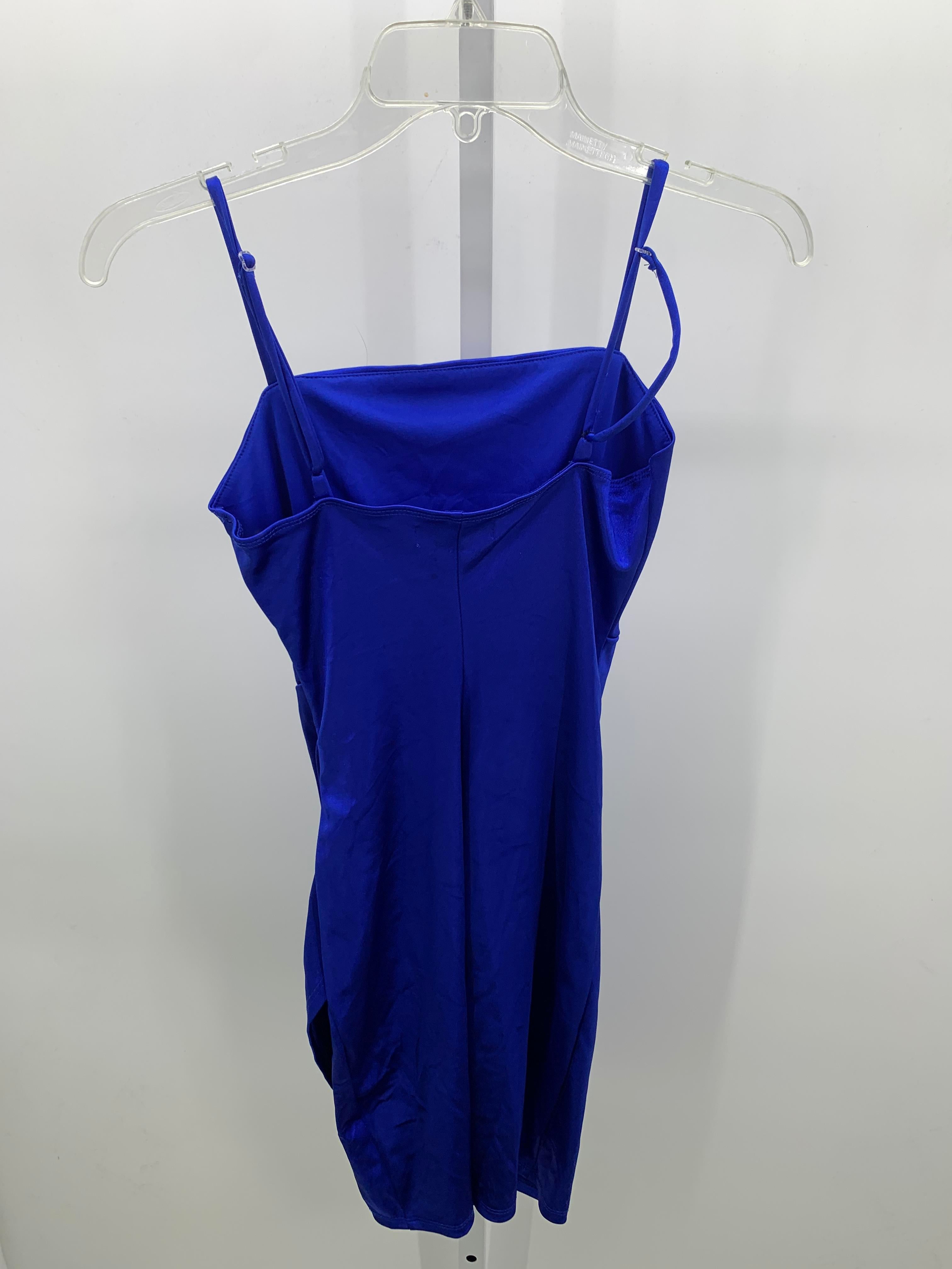 Size X Small Juniors Sleeveless Dress