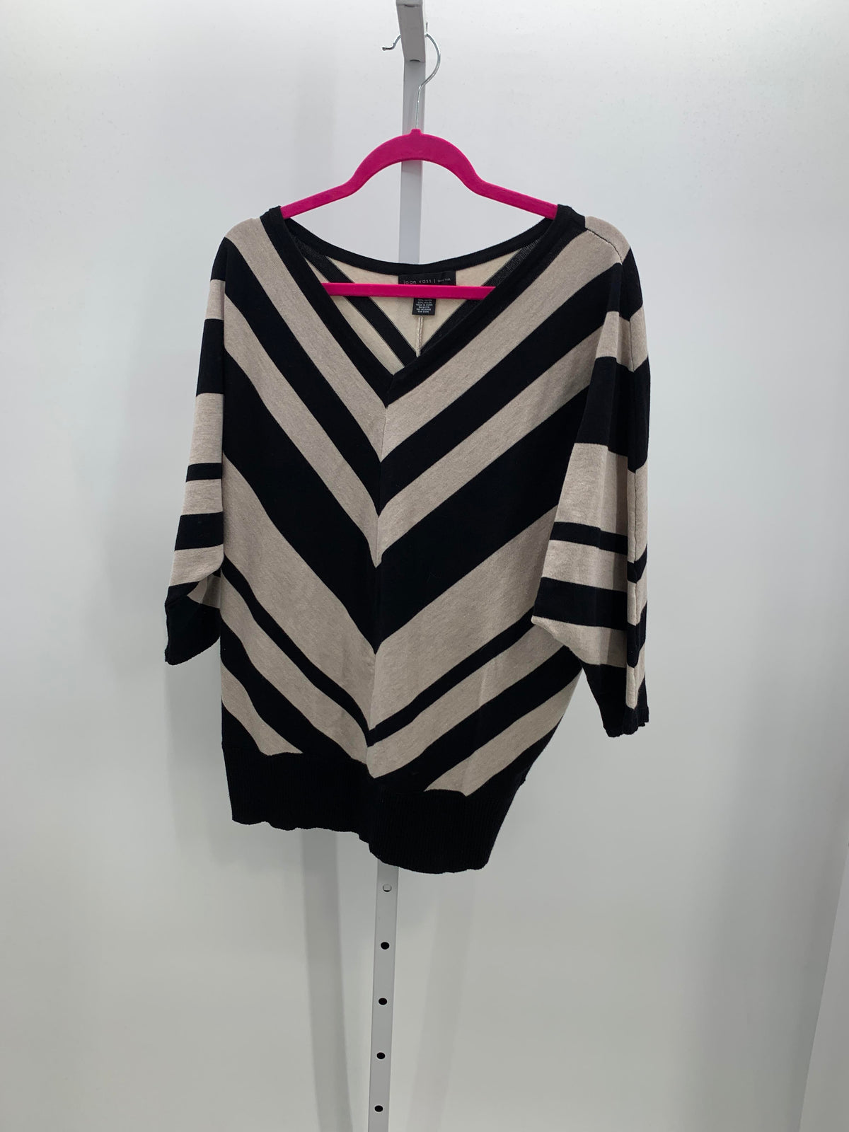 Joan Vass Size Large Misses 3/4 Sleeve Sweater