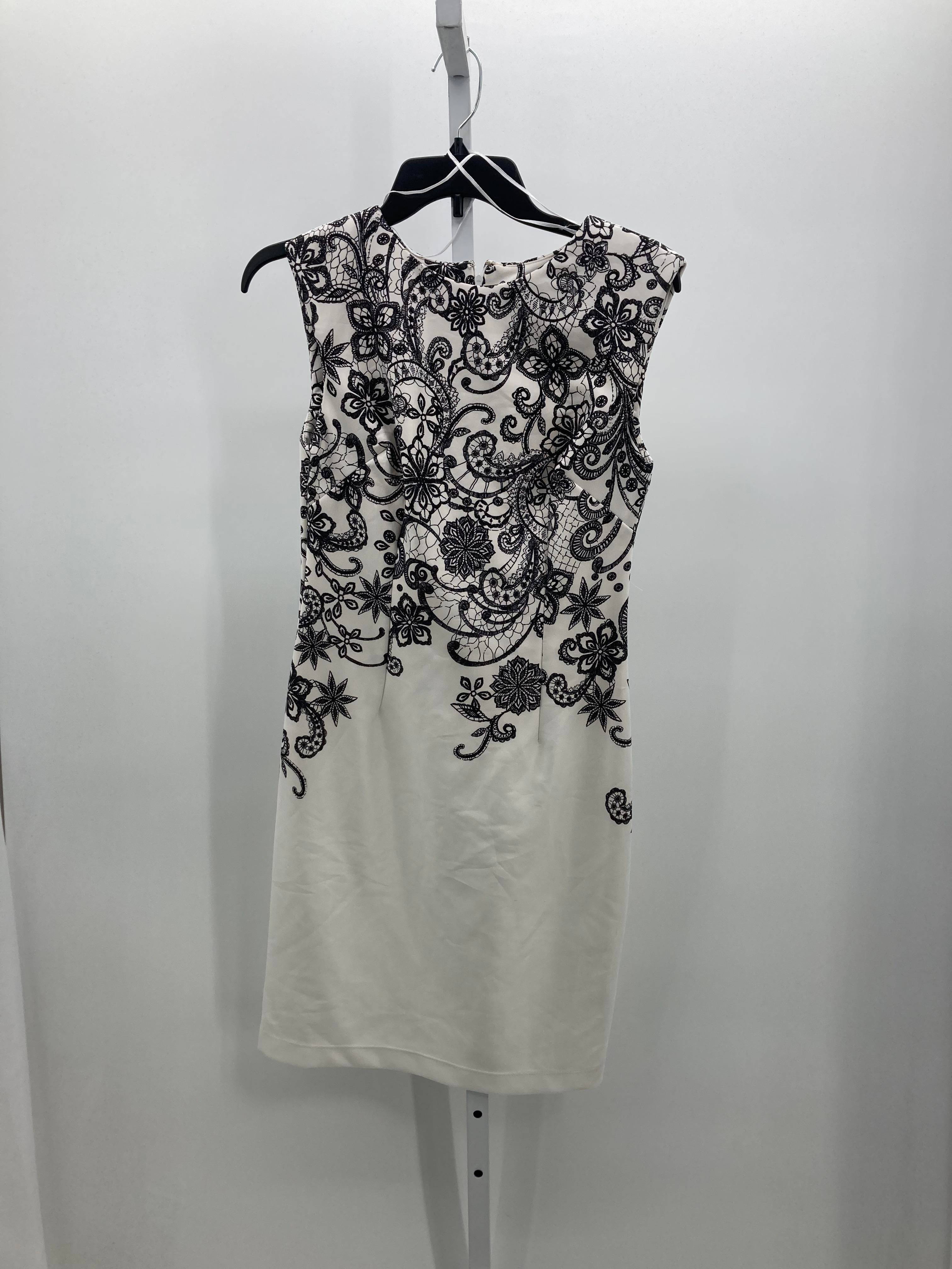 Size 6 Petite Petite Sleeveless Dress