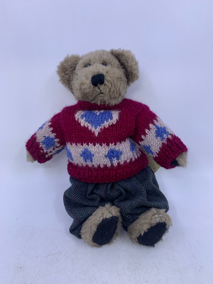 DARK GREY SHAG BEAR W/ MAROON SWEATER GREY PANTS.
