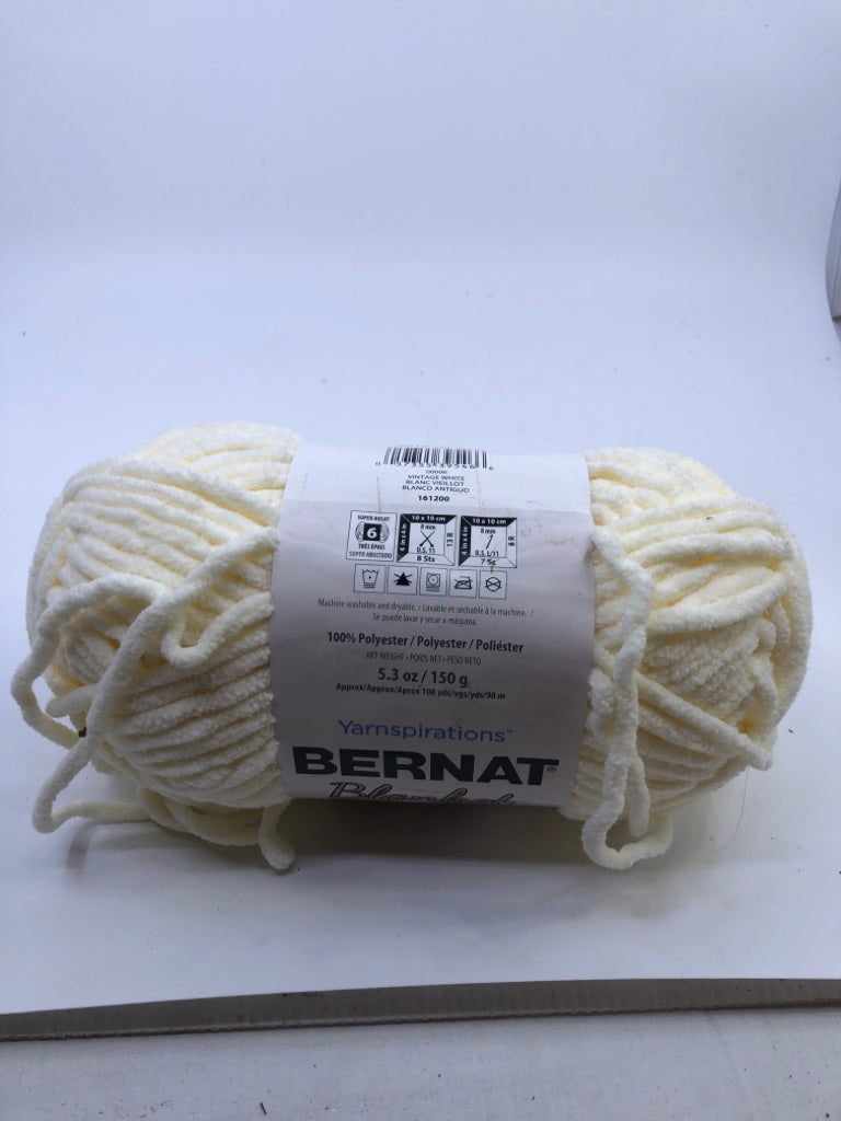 NIP BERNAT BLANKET CREAM YARN.