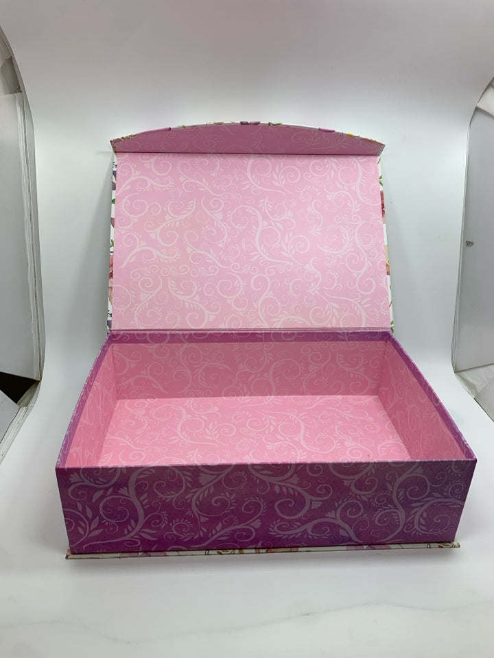 PINK/PURPLE FLOWER DECORATIVE CARDBOARD BOX.