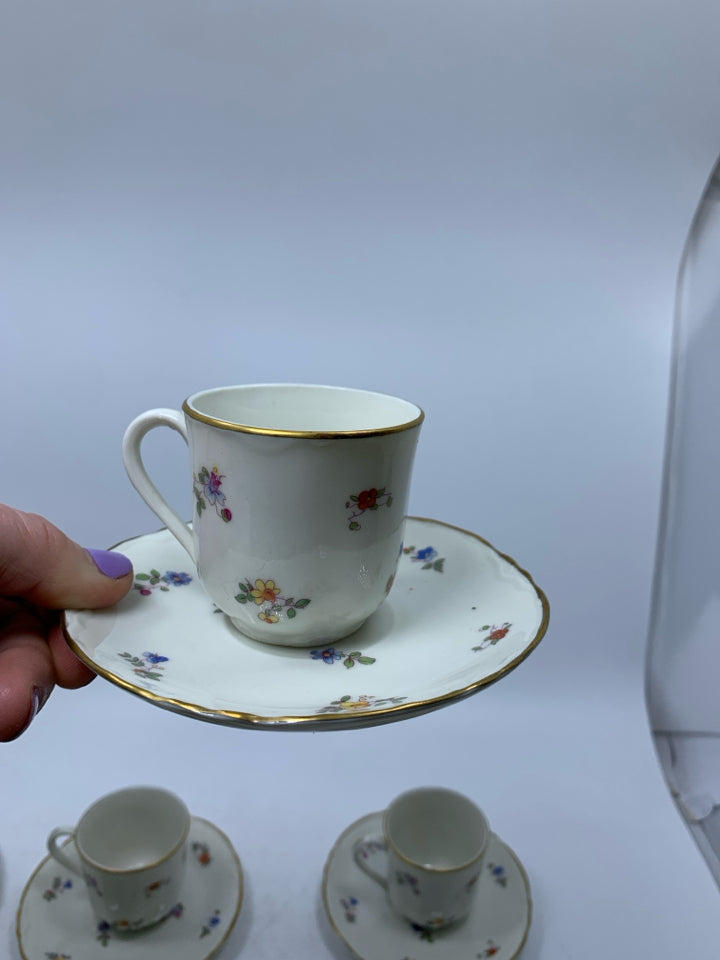 12PC SVC 6 ESPRESSO CUPS W/ ASSORTED FLOWERS.