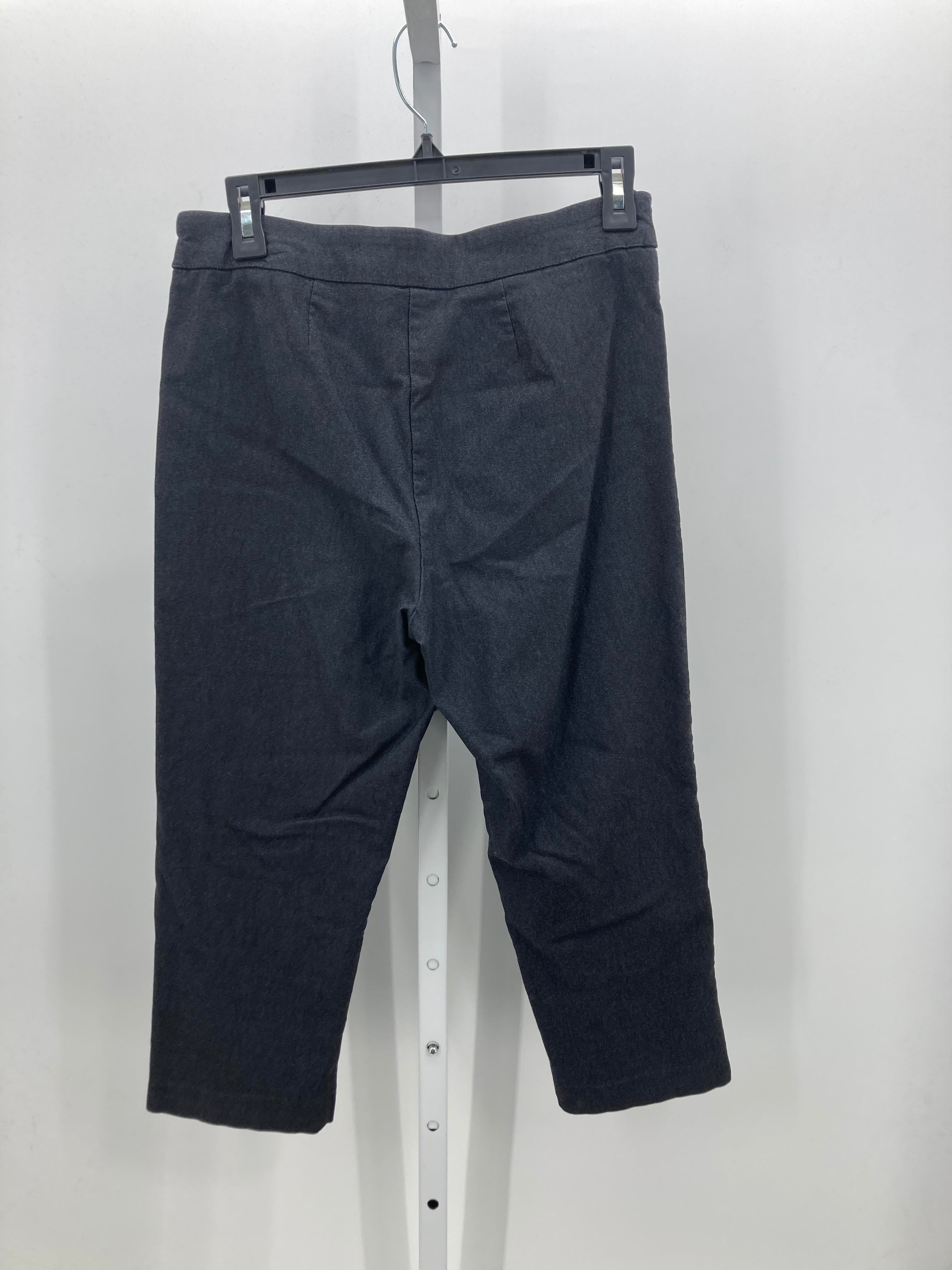 Time and Tru Size Medium Misses Capri Pants