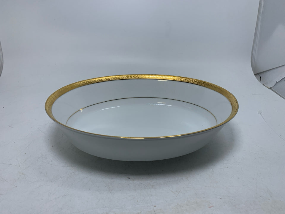 VTG OVAL QUEEN'S GOLD VEGGIE BOWL.