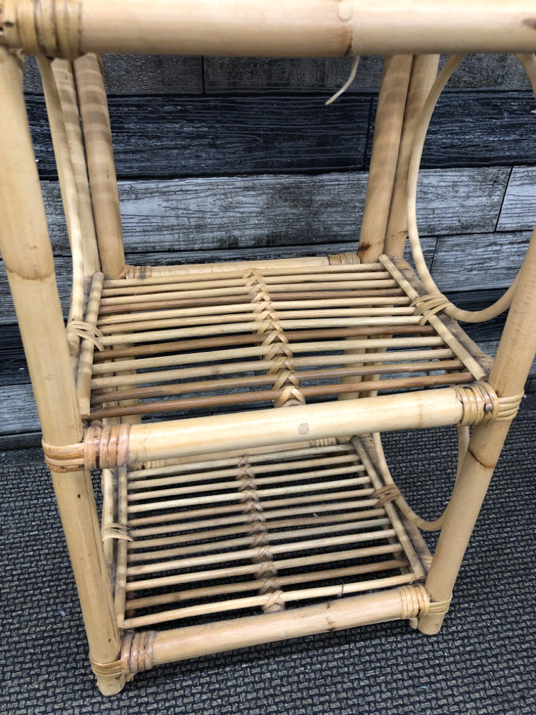 RATTAN STORAGE SHELF.