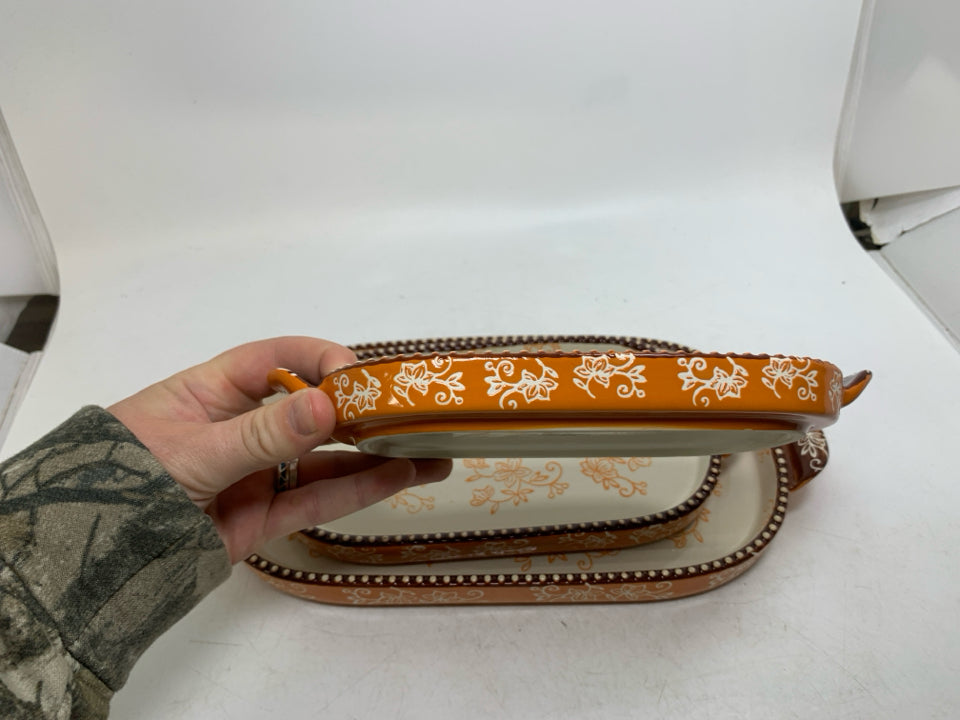 FLORAL LACE 3 NESTING OVAL TRAYS W/ HANDLES.