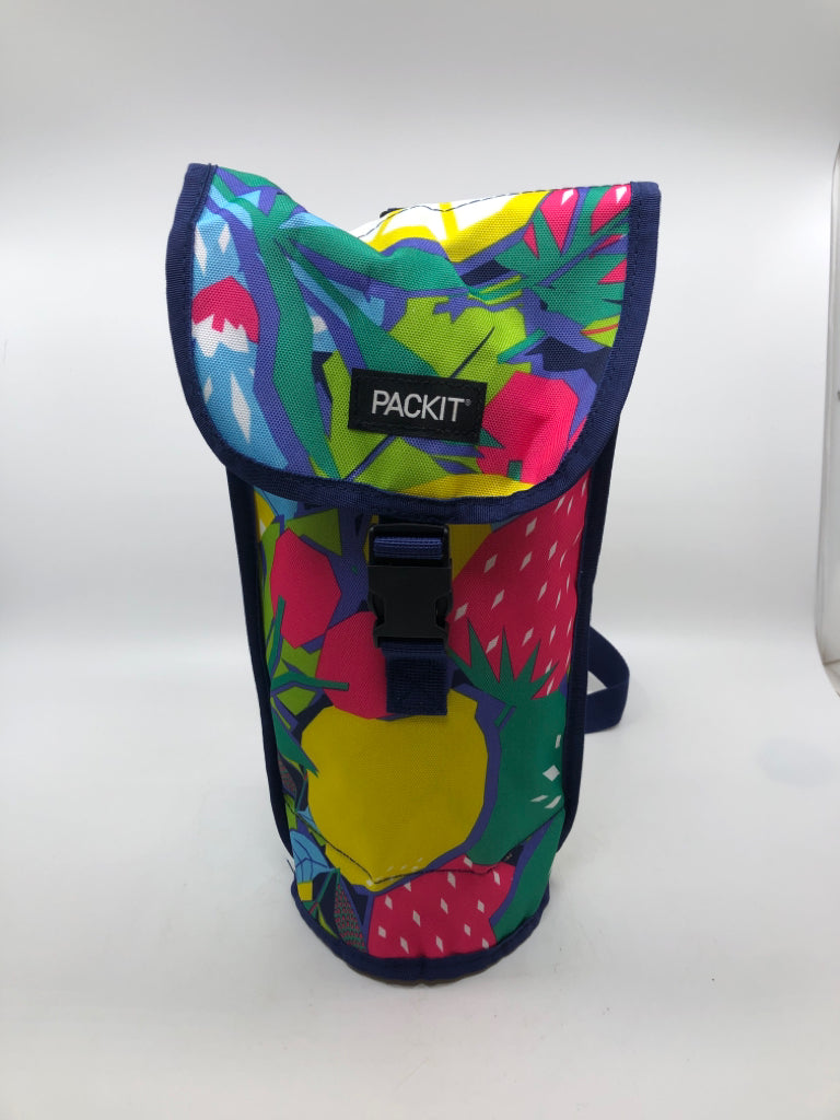 PACKIT INSULATED WINE COOLER BAG W/4 SILICONE WINE CUPS.