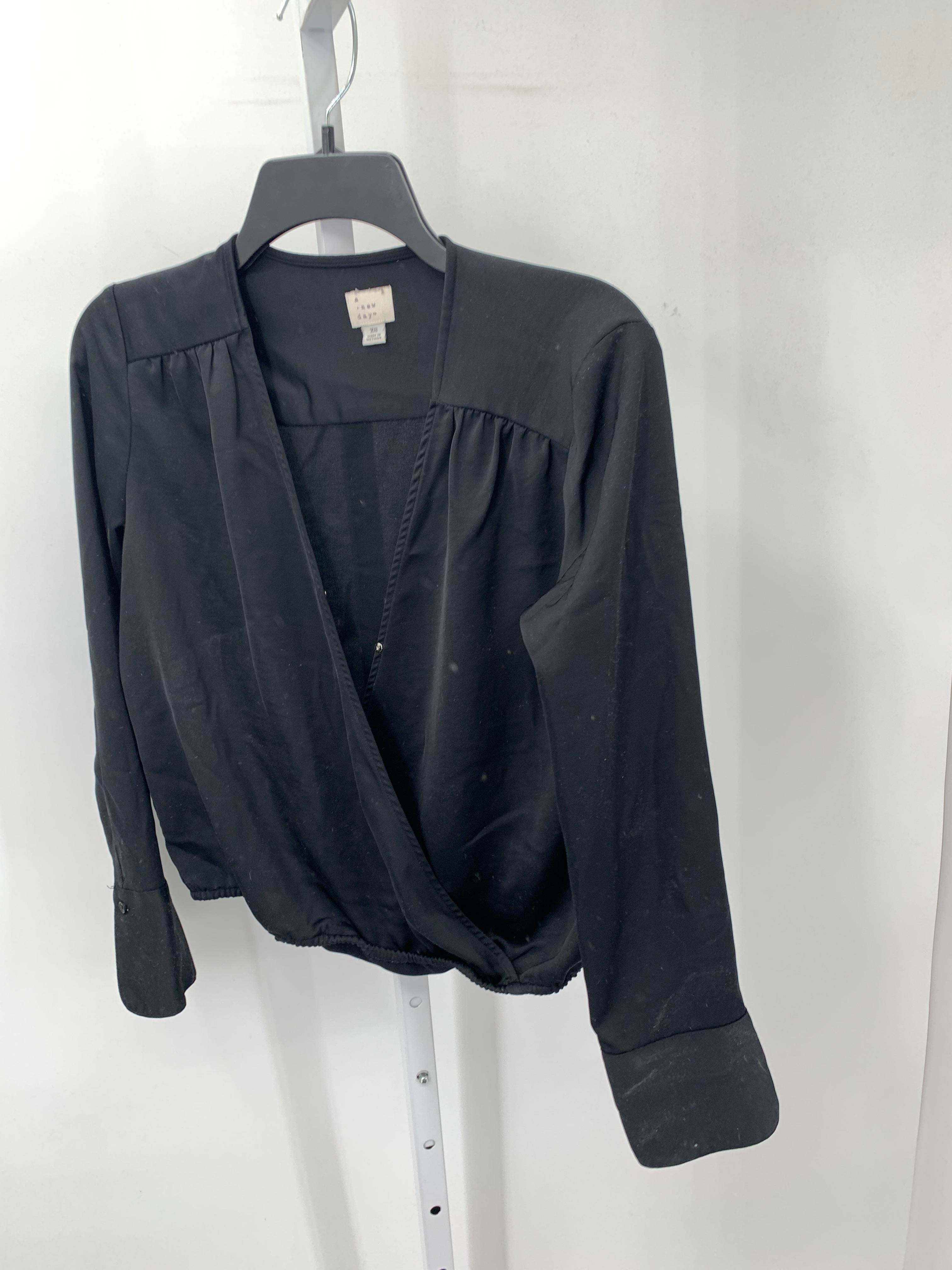 A New Day Size X Small Misses Long Sleeve Shirt