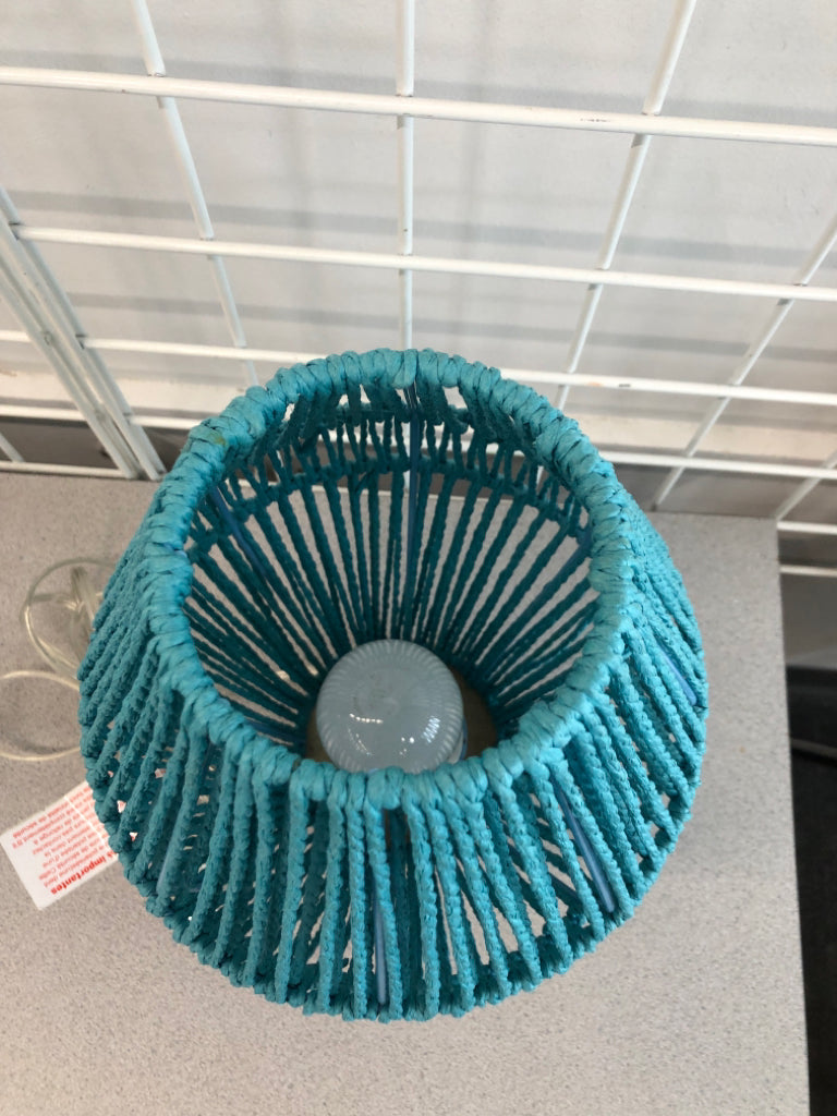 BLUE WOVEN LANTERN-STYLE LAMP.