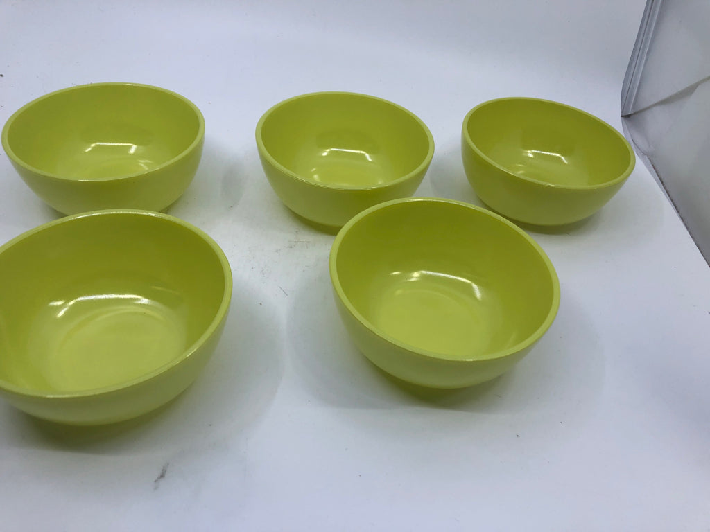 5 VTG GREEN BOWLS.