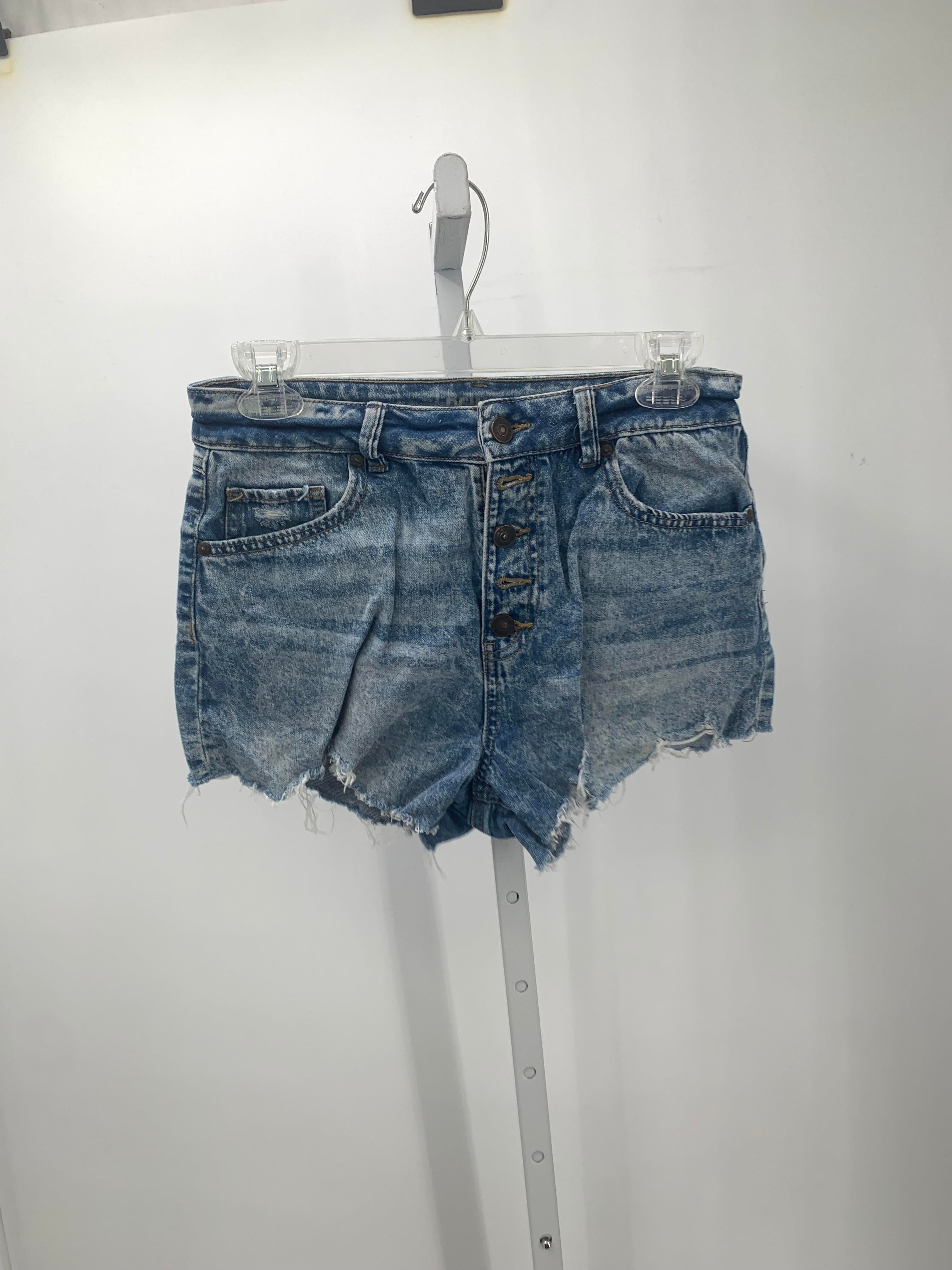 Size 7 Juniors Shorts