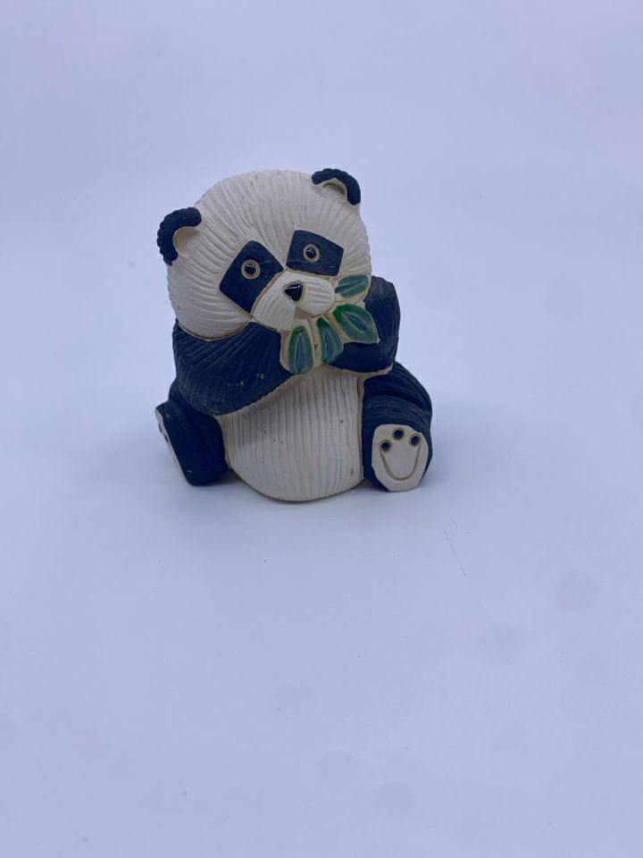 VTG RINCONADA CARVED CLAY PANDA EATING BAMBOO.