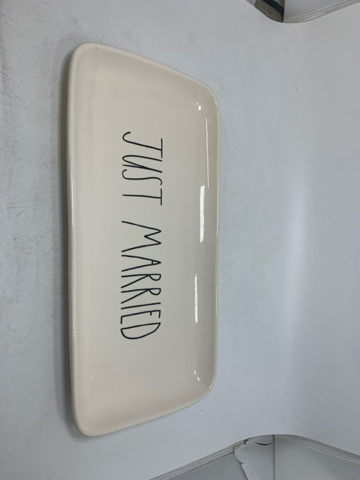 JUST MARRIED CERAMIC TRAY.