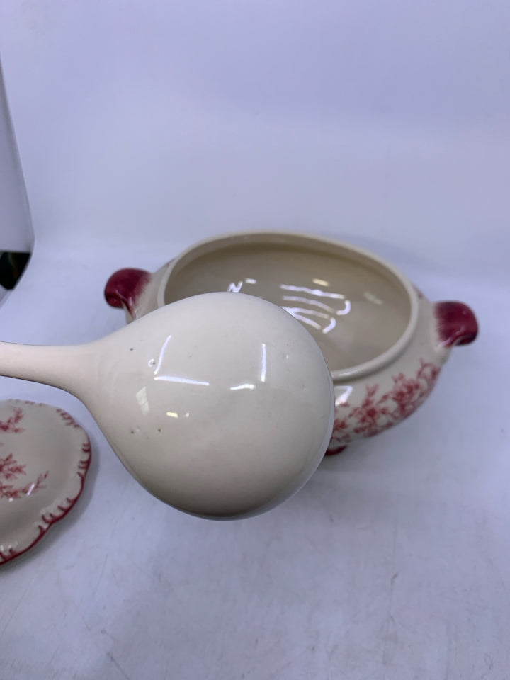 IVORY & RED FLORAL CERAMIC W/ SPOON.