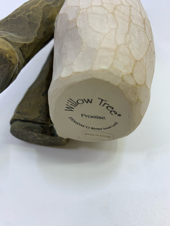 COUPLE SLOW DANCING WILLOW TREE- PROMISE.