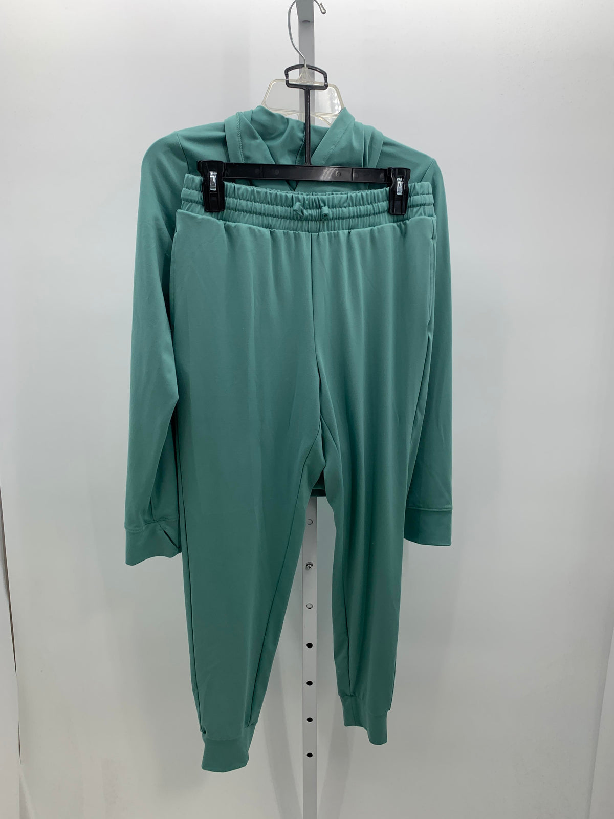 Tek Gear Size 14-16 Girls 2 Pieces