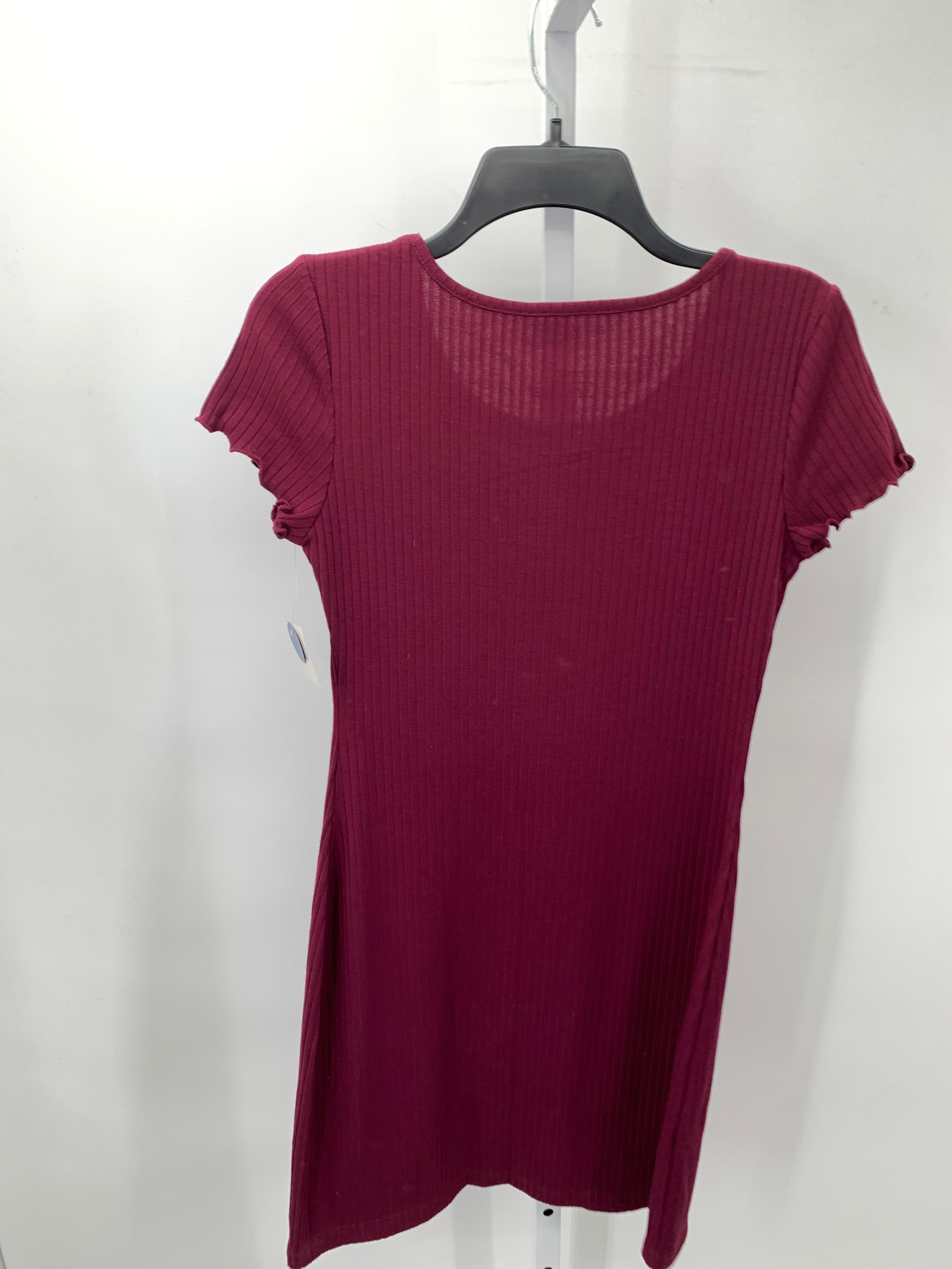 Arizona Size Small Juniors Short Sleeve Dress