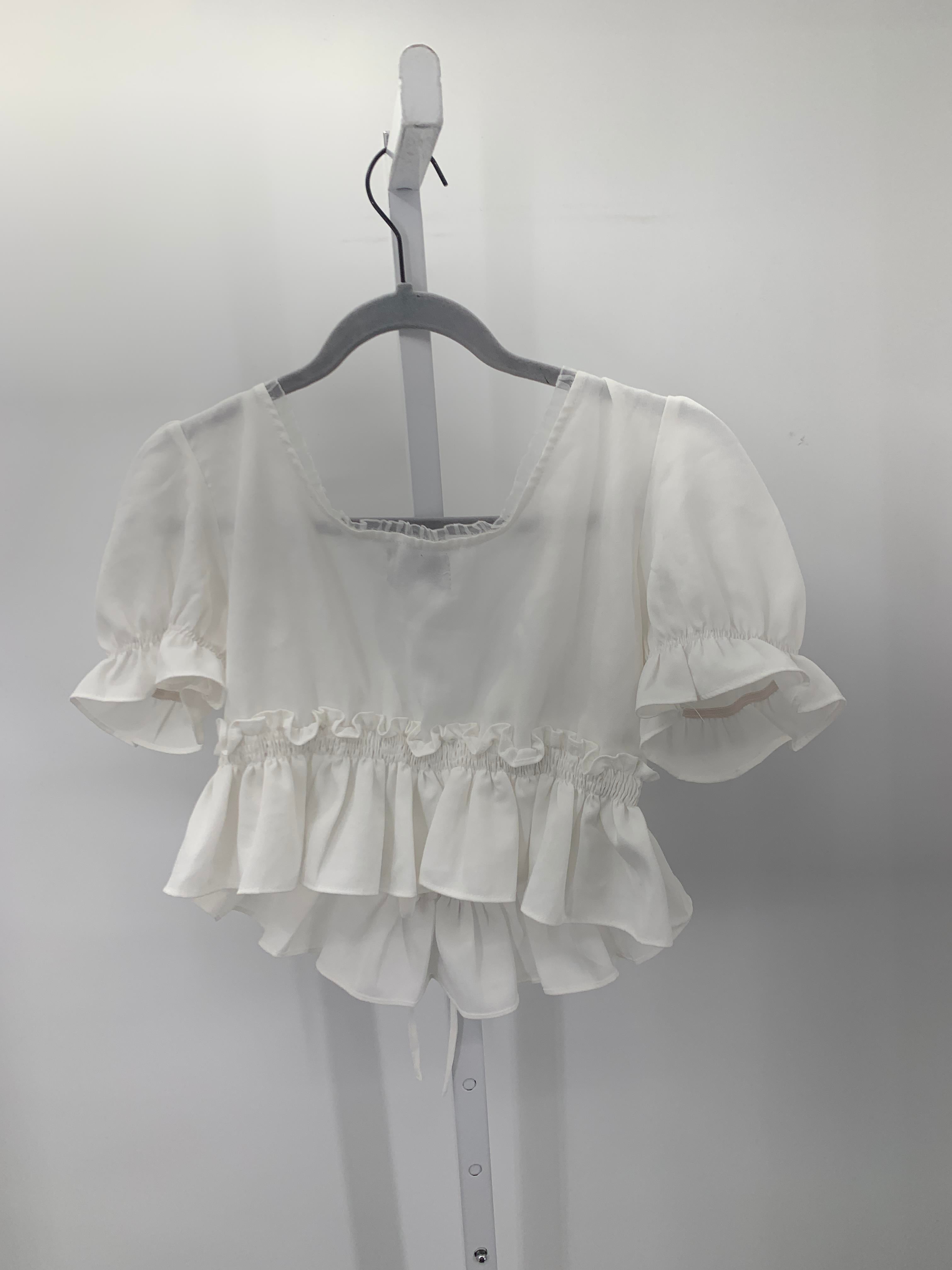 Size Small Juniors Short Sleeve Shirt