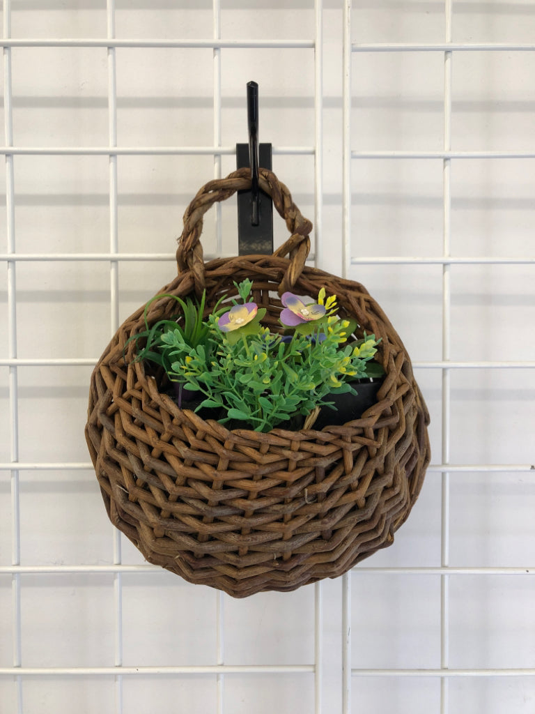 FAUX GREENS IN BASKET WALL POCKET.