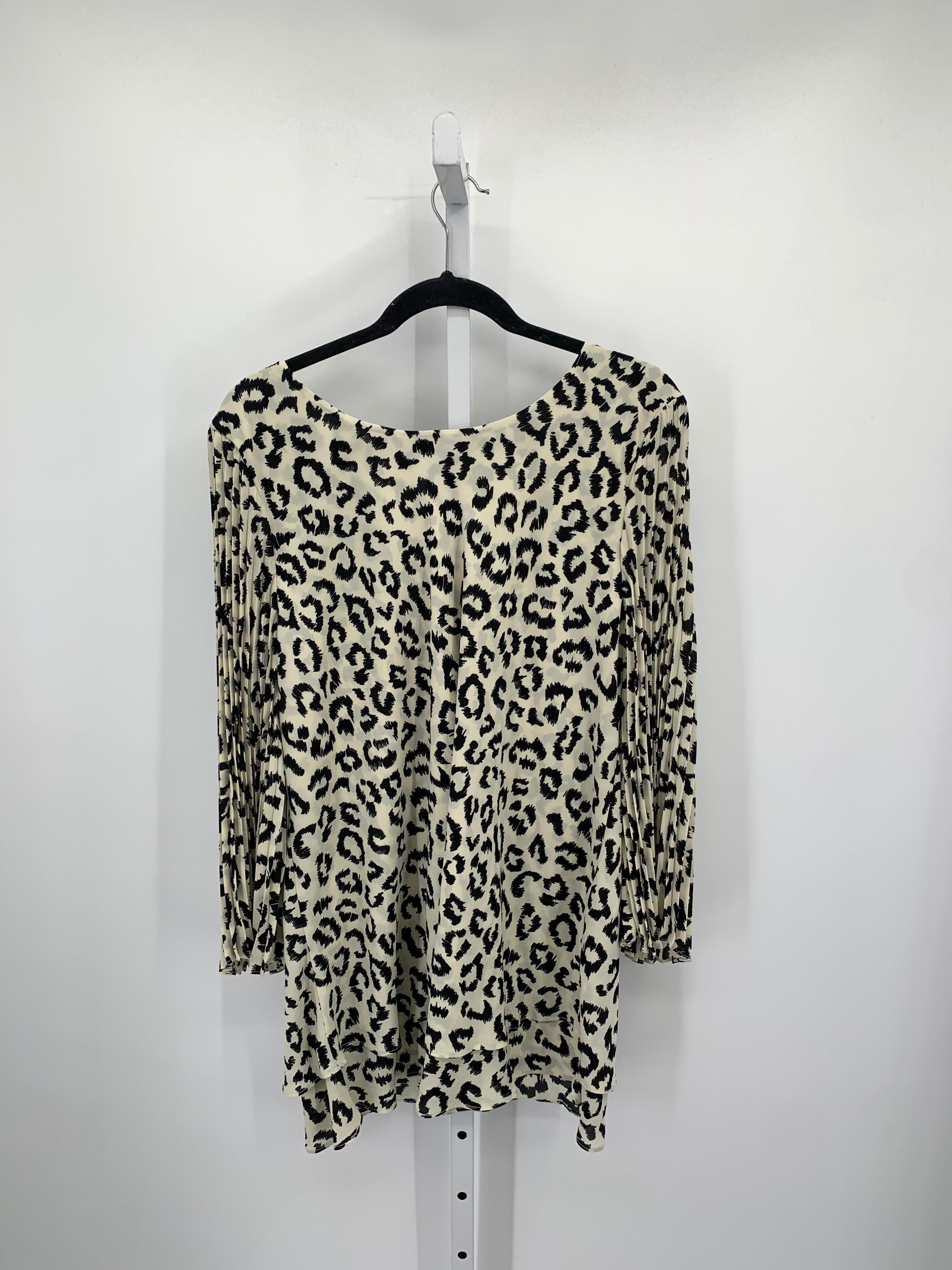 Size Extra Large Misses 3/4 Sleeve Shirt