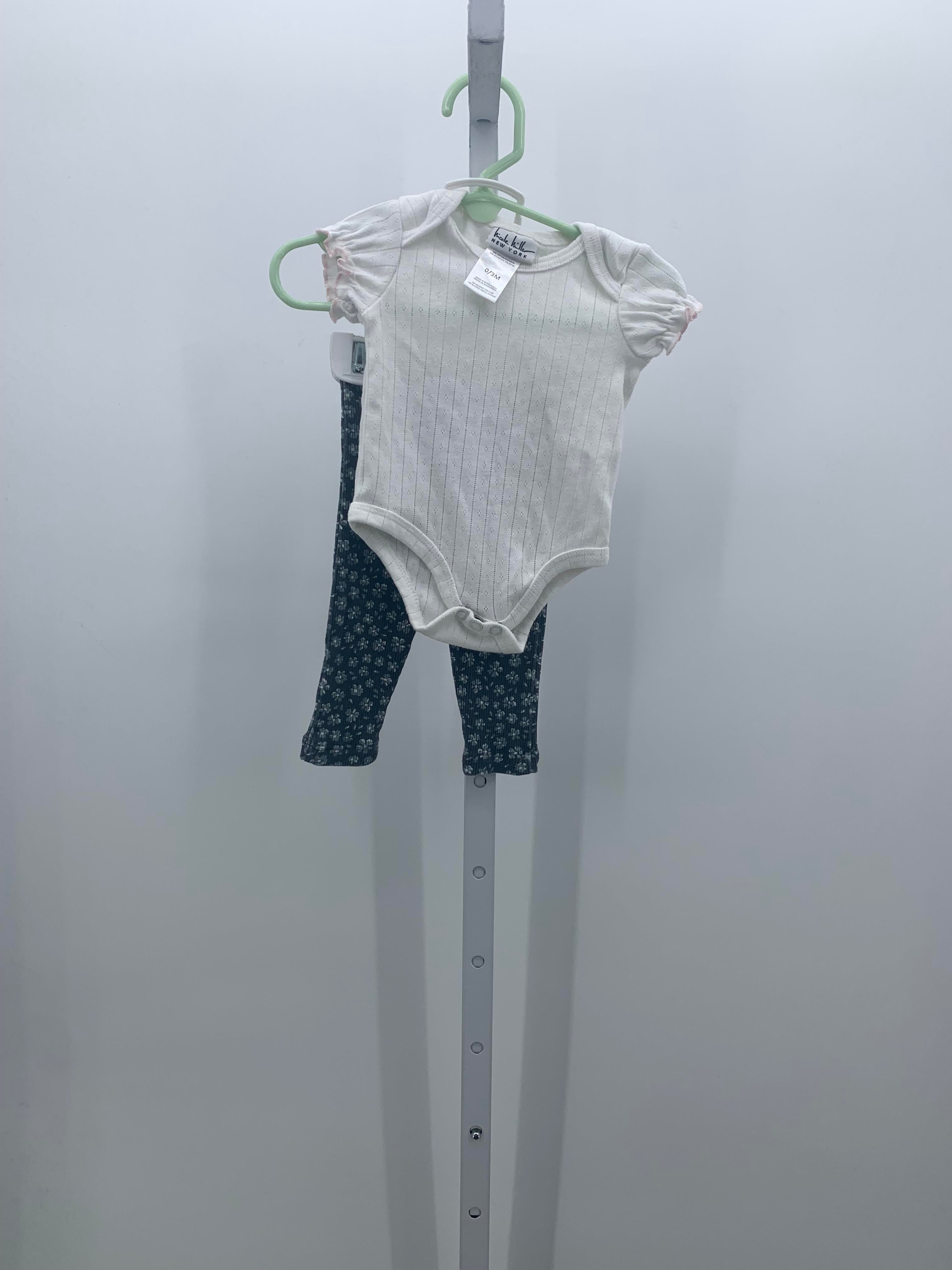 Nicole Miller Size 0-3 months Girls 2 Pieces