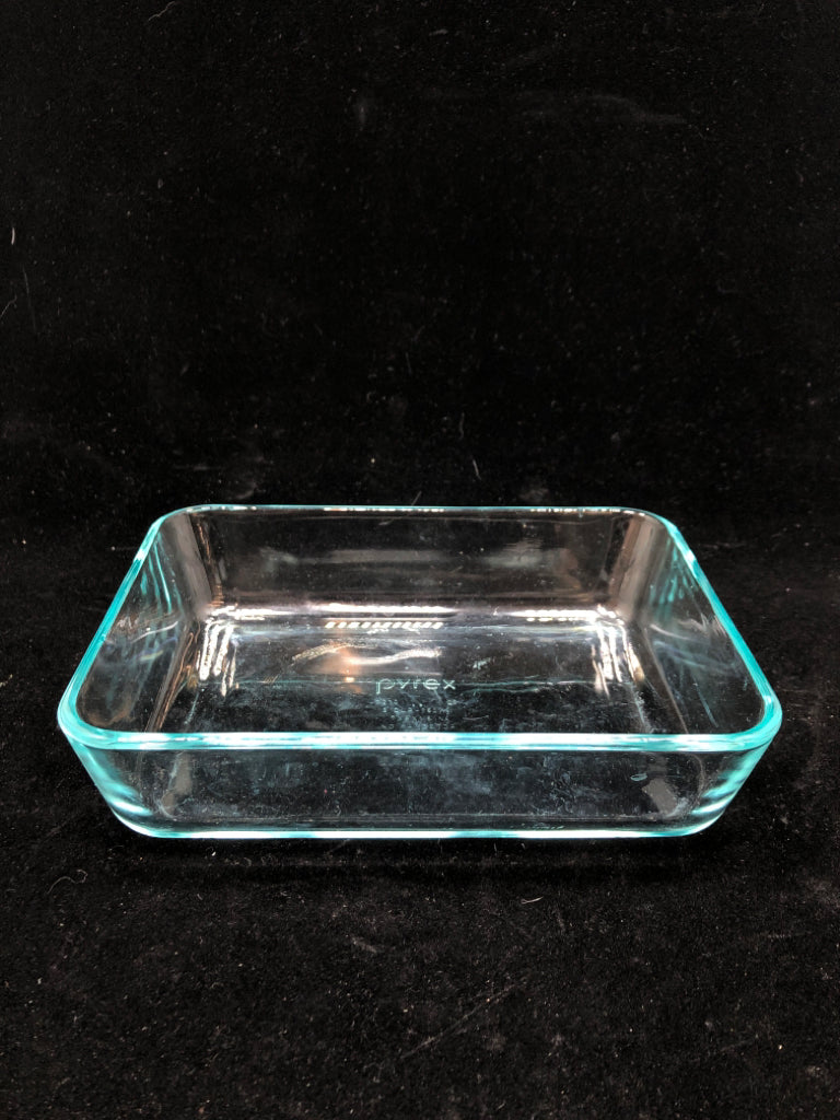PYREX RECTANGLE DISH.
