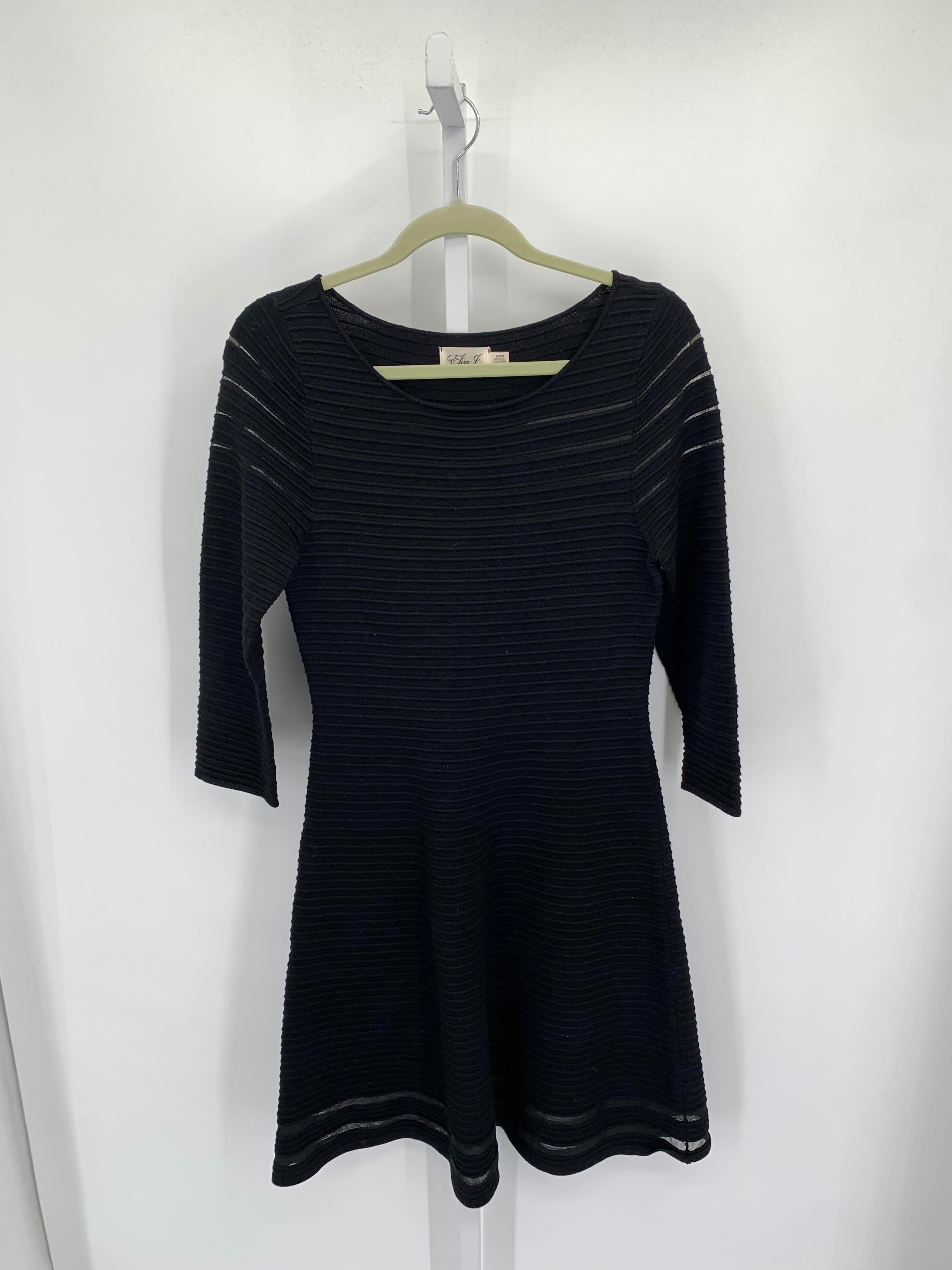 Size Medium Misses Long Sleeve Dress