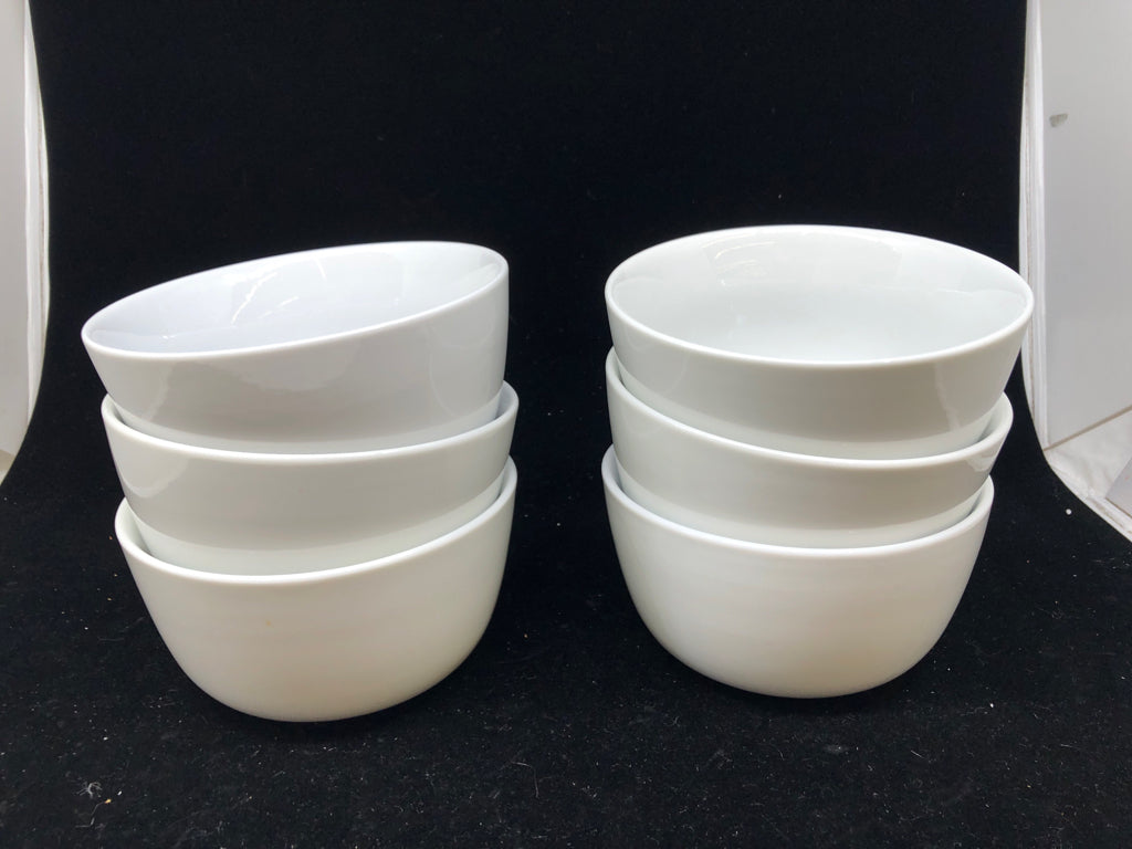 6 WHITE CERAMIC CEREAL BOWLS.