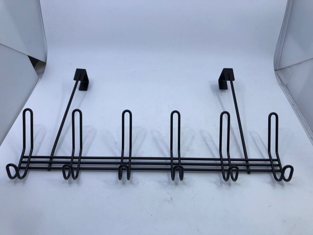 BLACK OVER THE DOOR HOOK.