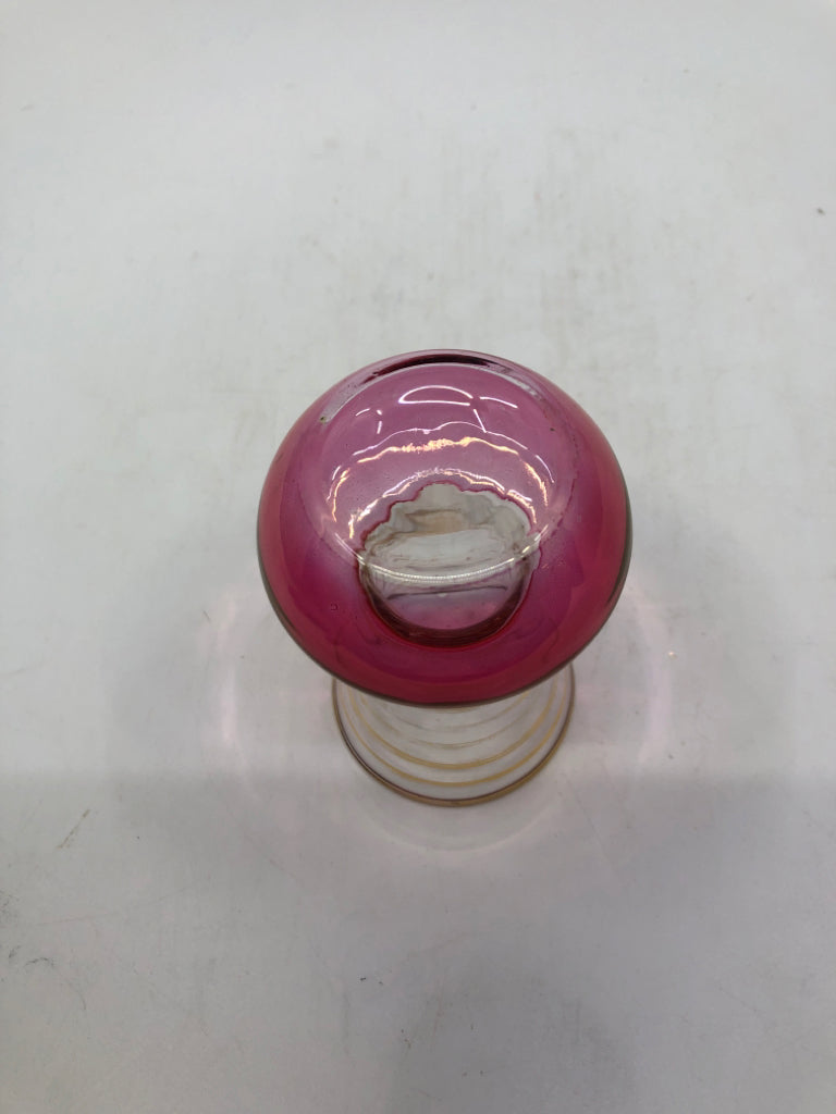 VTG SMALL CRANBERRY GLASS VASE W GOLD ACCENT STRIPES.