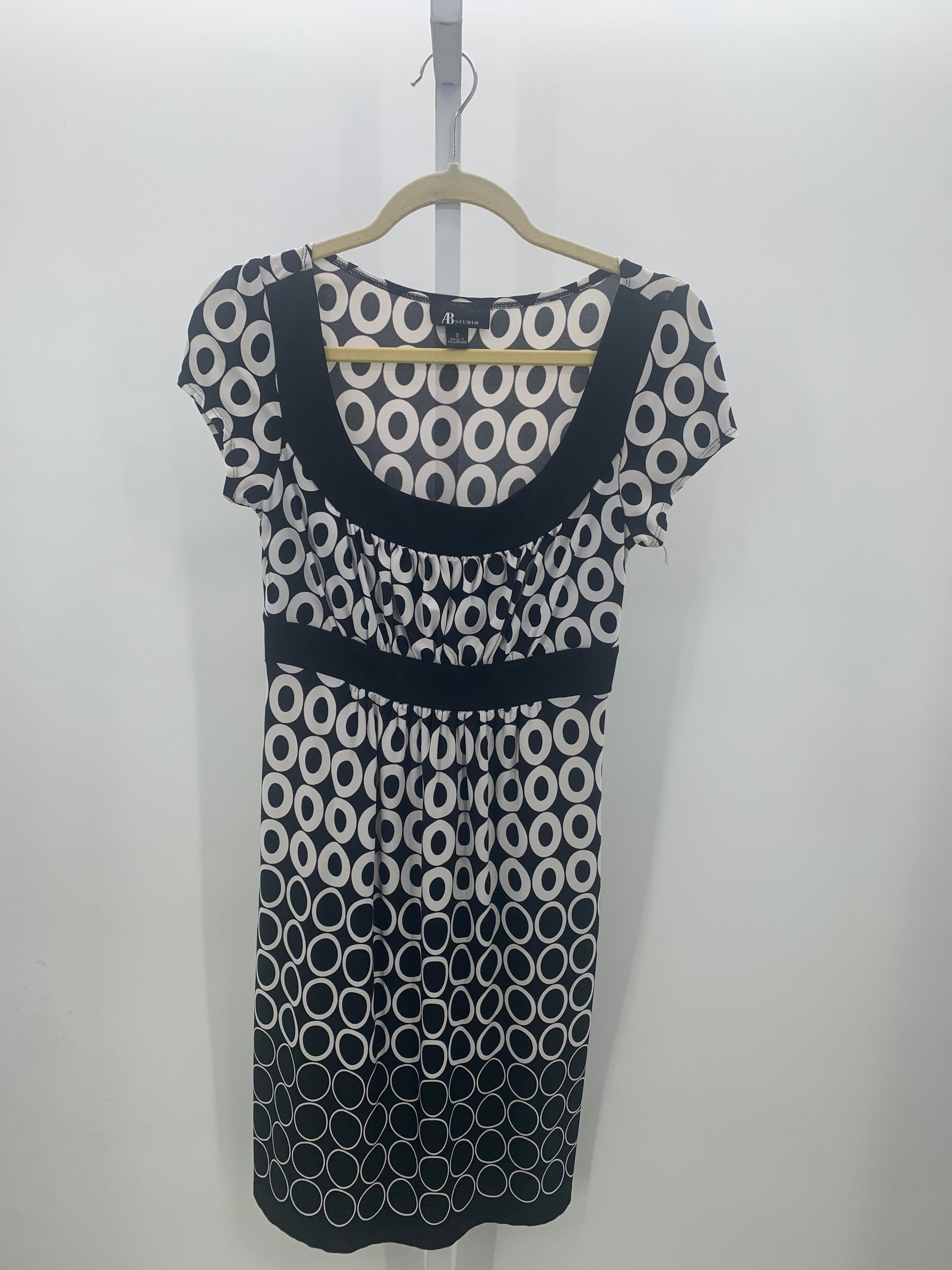 Ab Studio Size Small Misses Short Sleeve Dress
