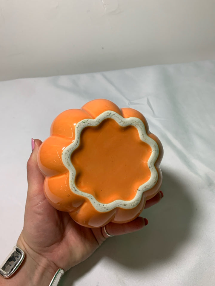 ORANGE PUMPKIN HAND SOAP DISPENSER.