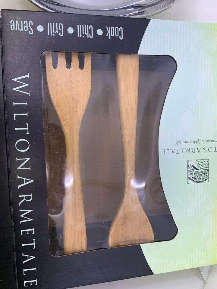 NIB 3 PC BOSTON SALAD SET BAMBOO UTENSILS.