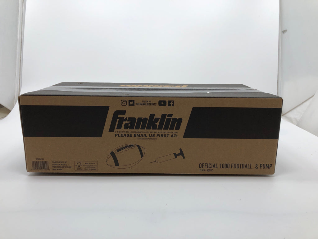 NIB FRANKLIN FOOTBALL & PUMP.
