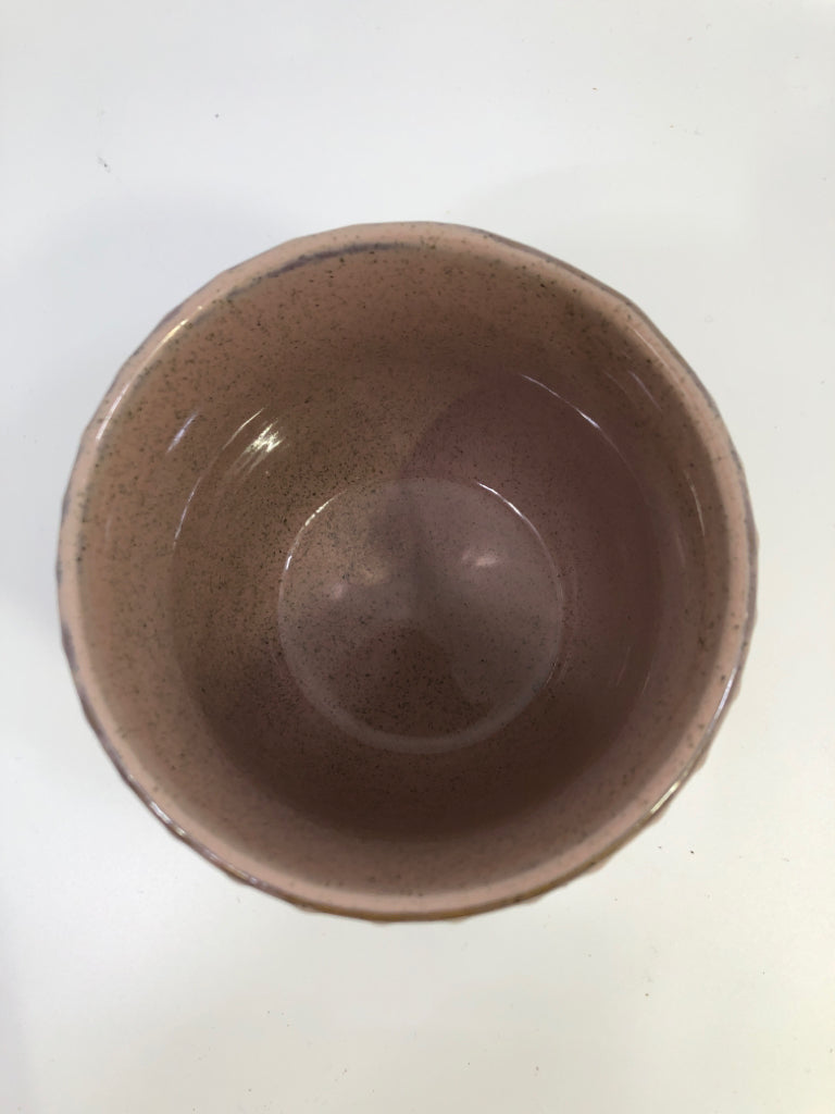 PINK CERAMIC HOBNAIL PLANTER.