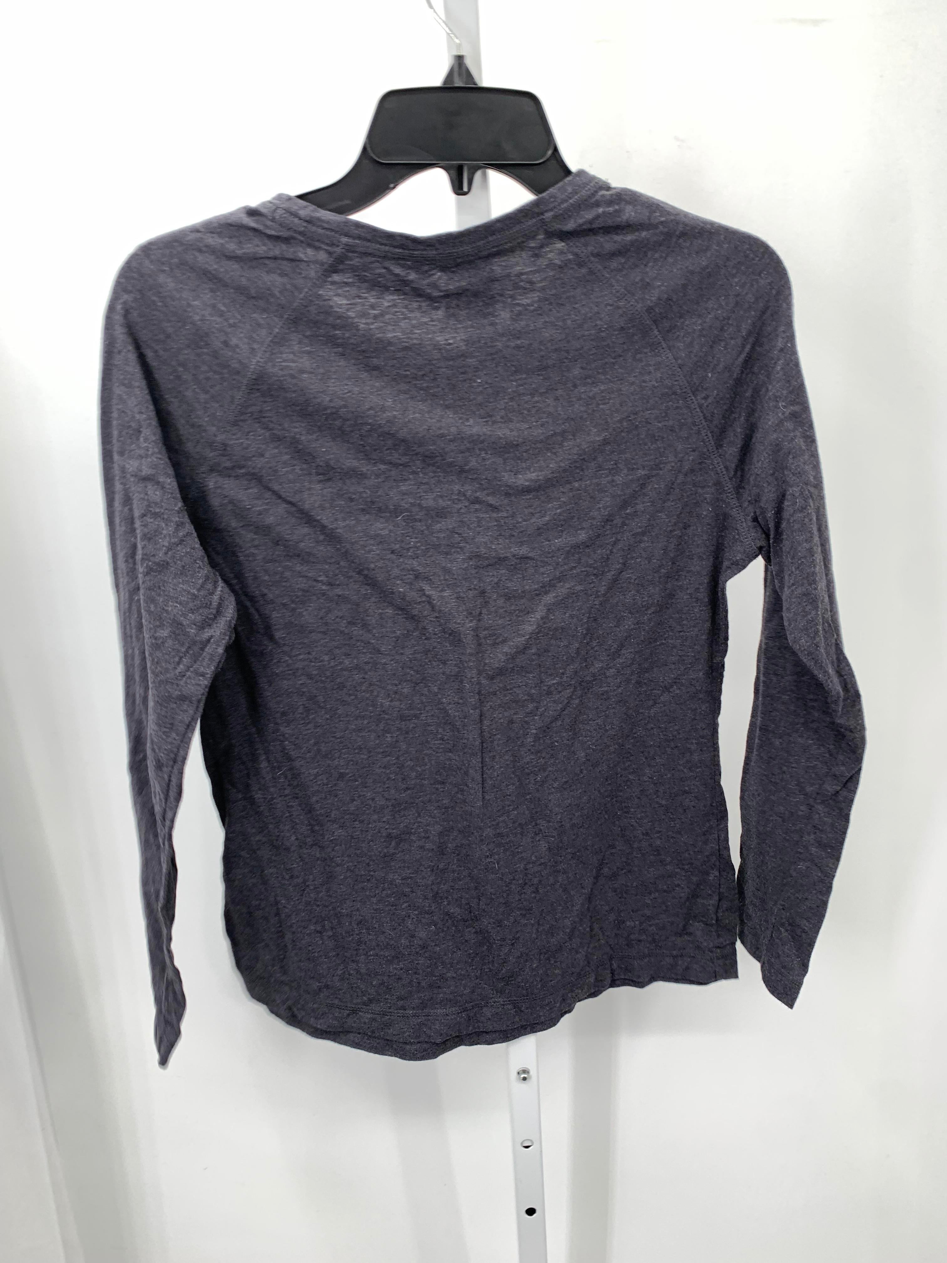 CREWNECK KNIT.