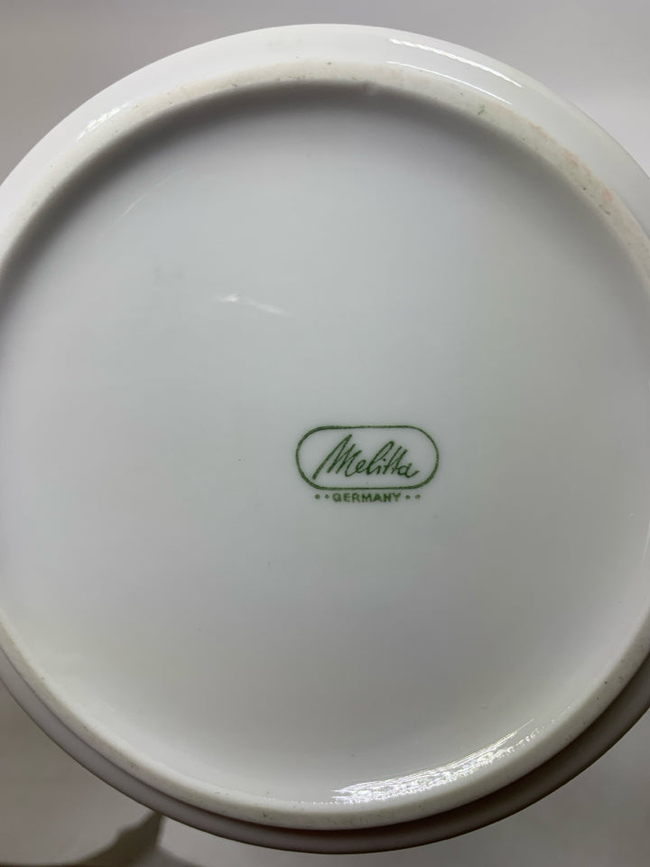 MELITTA PORCELAIN CREAMER W/ LID PITCHER.